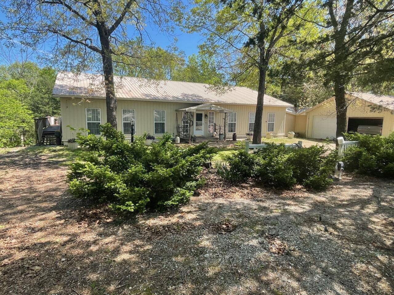 18674 Farm Road 1045, Exeter, MO 65647