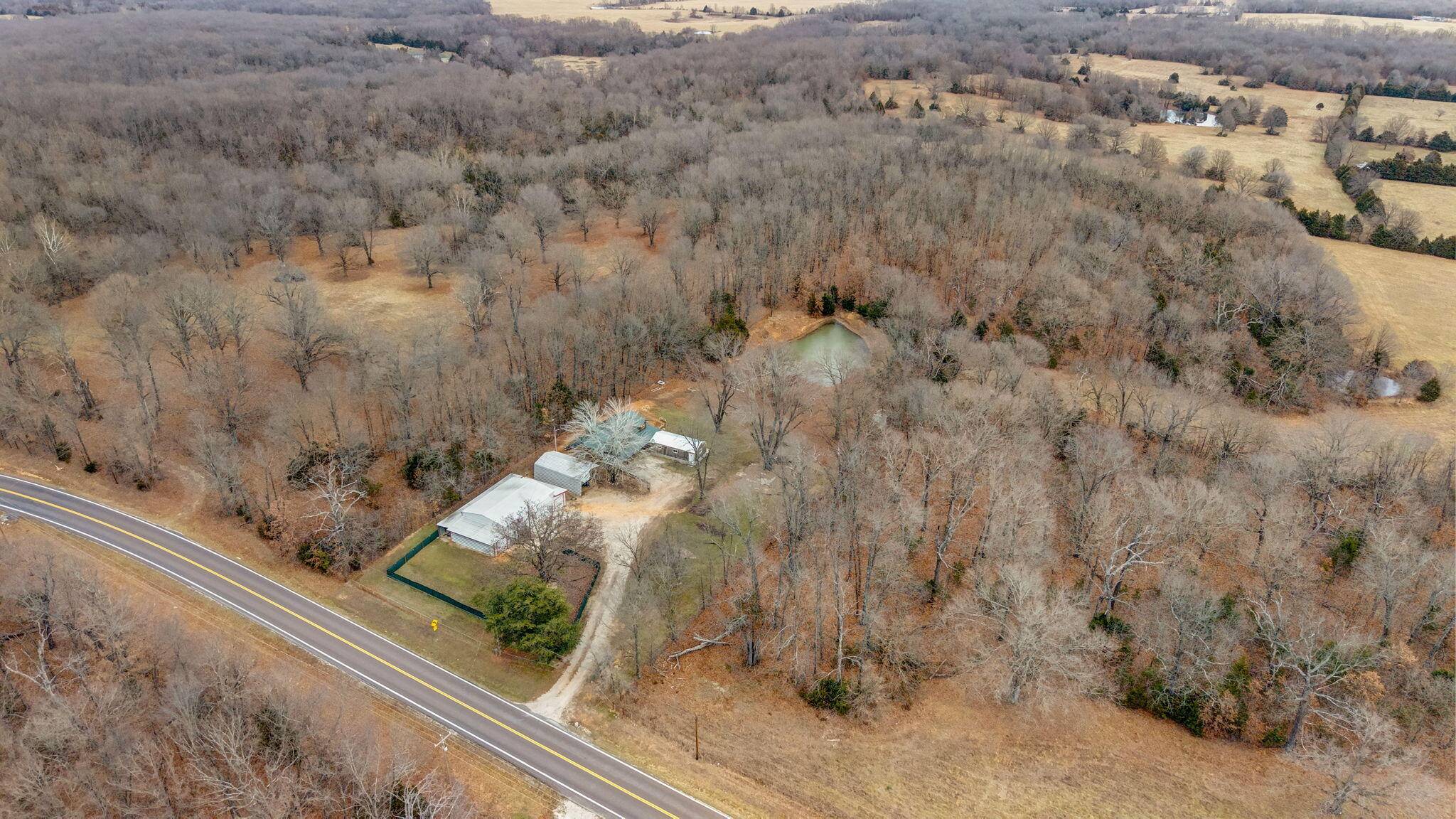 1355 State Highway 32, Long Lane, MO 65590