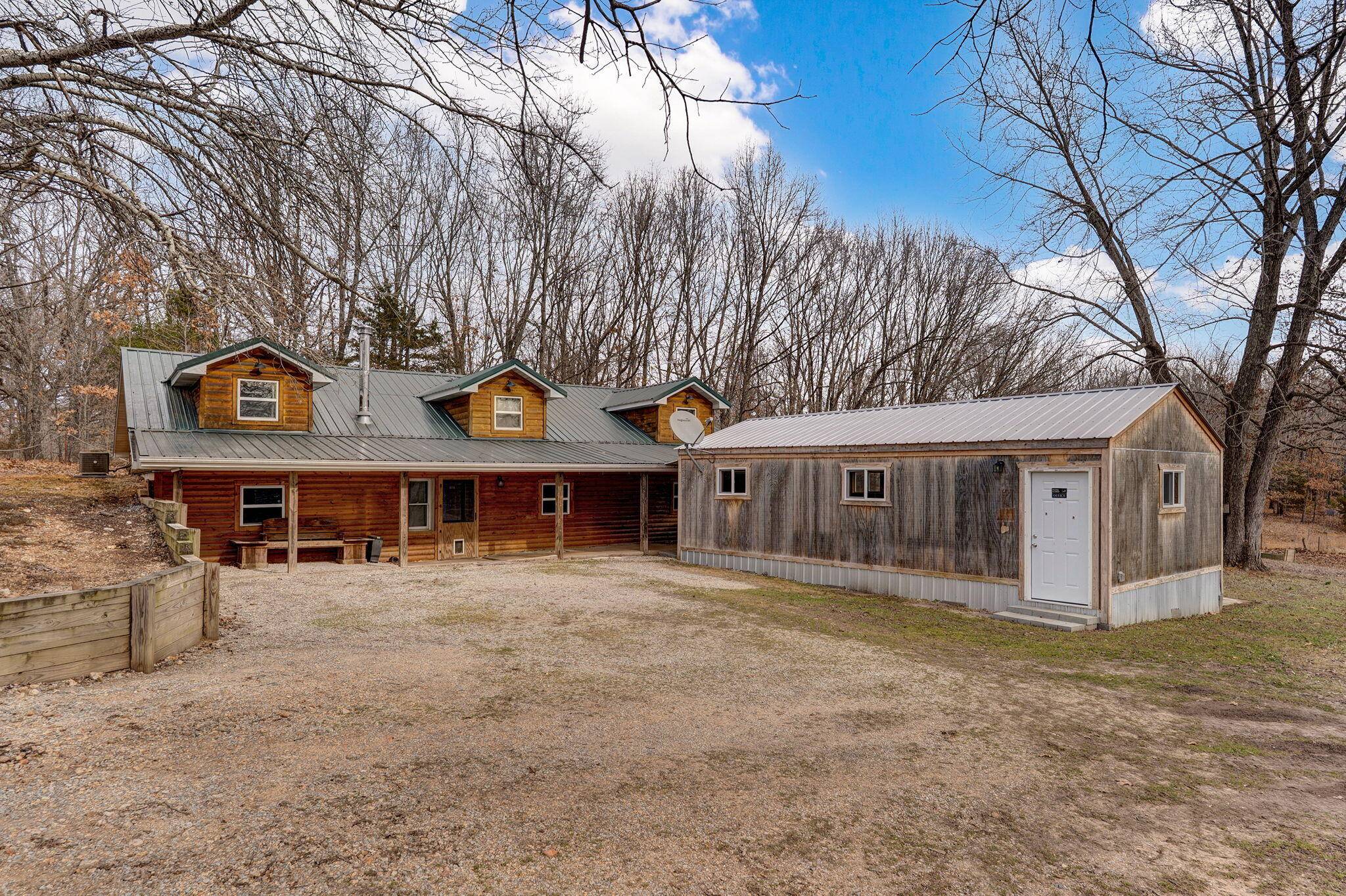 1355 State Highway 32, Long Lane, MO 65590