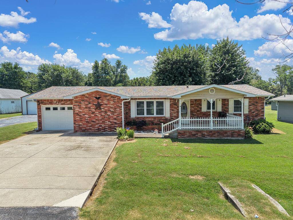 310 East Carnes Street, Wheaton, MO 64874