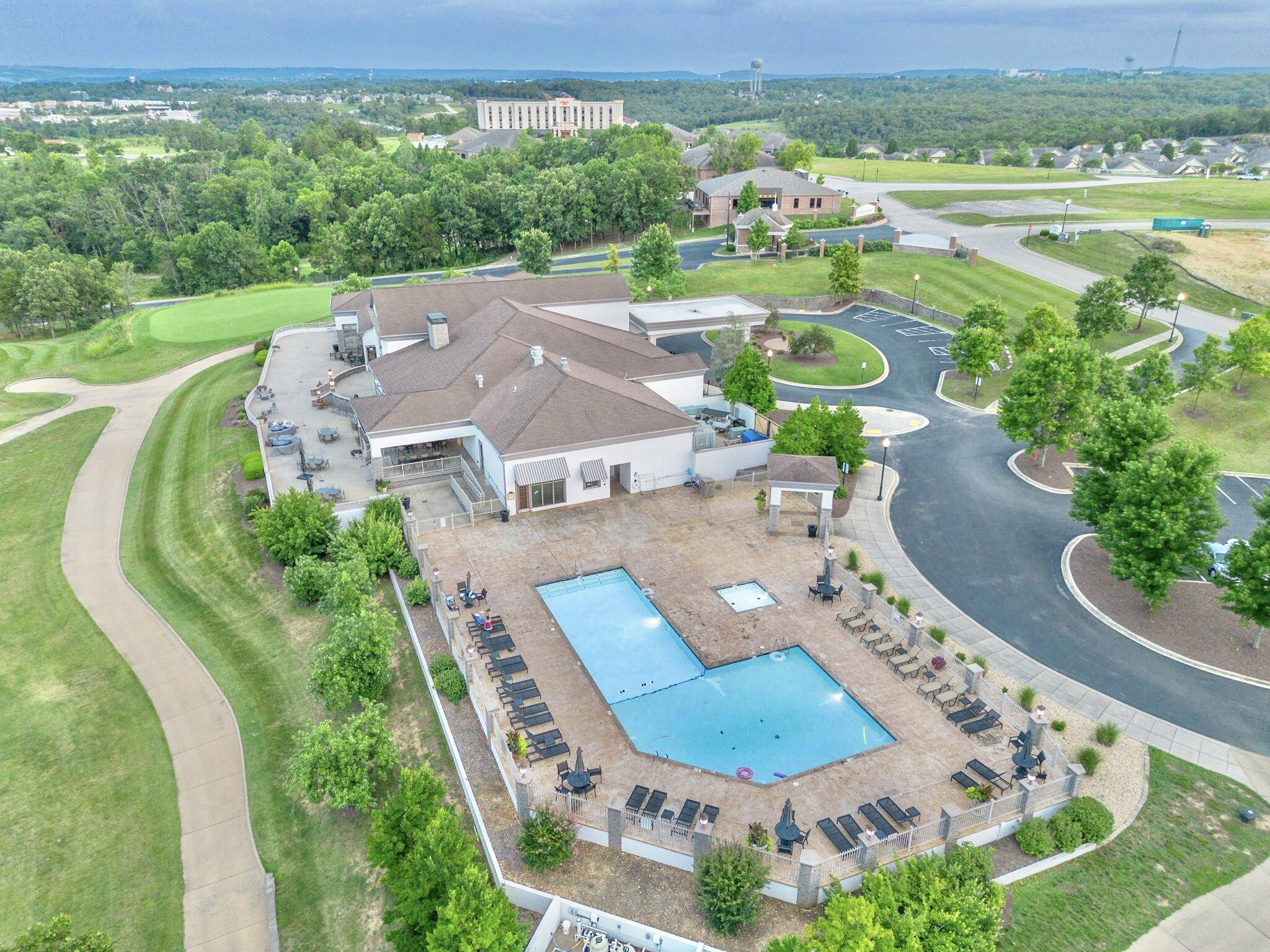 140 Pinehurst DR, Branson, MO 65616