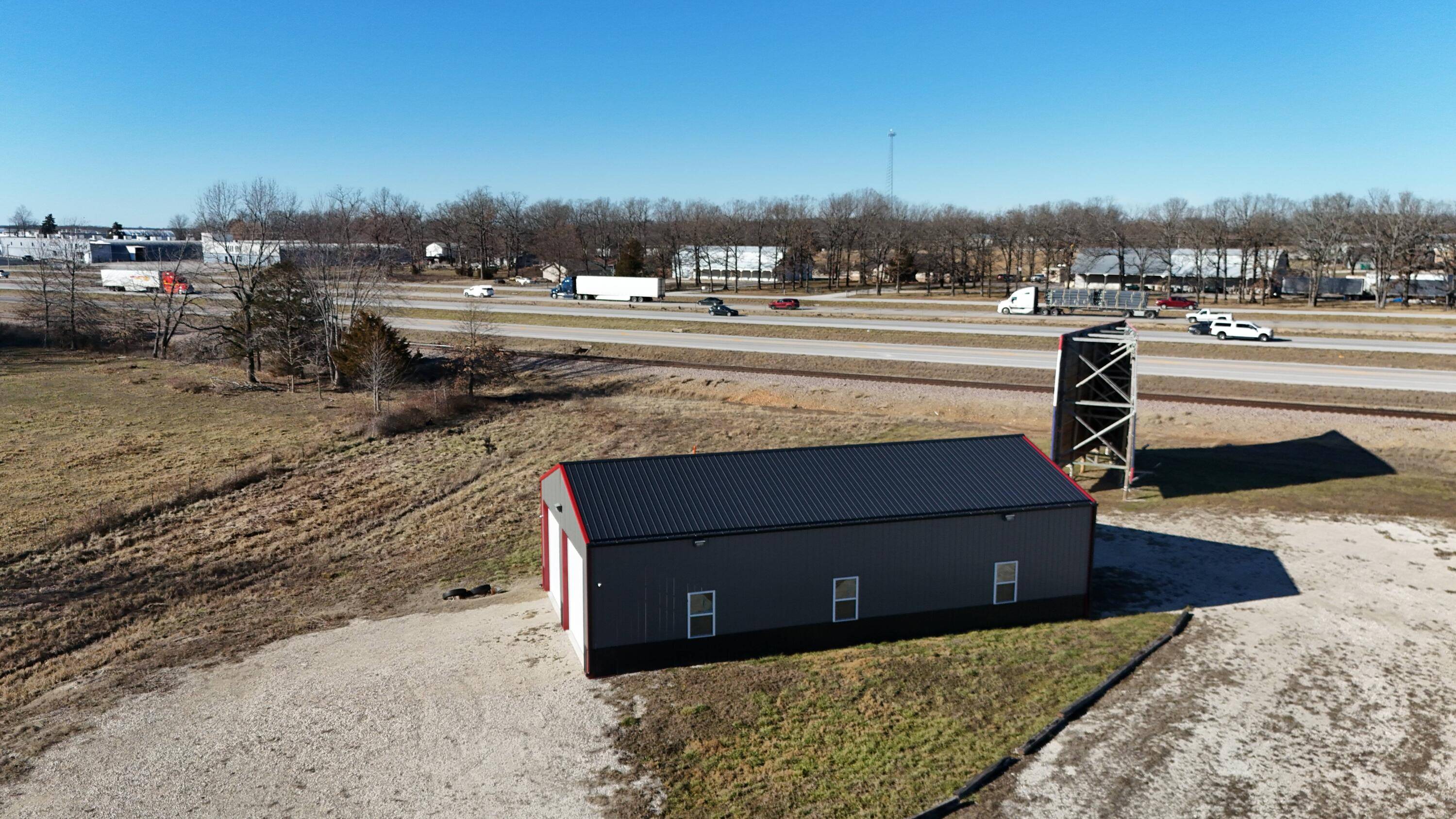 64 Paradise RD, Strafford, MO 65757