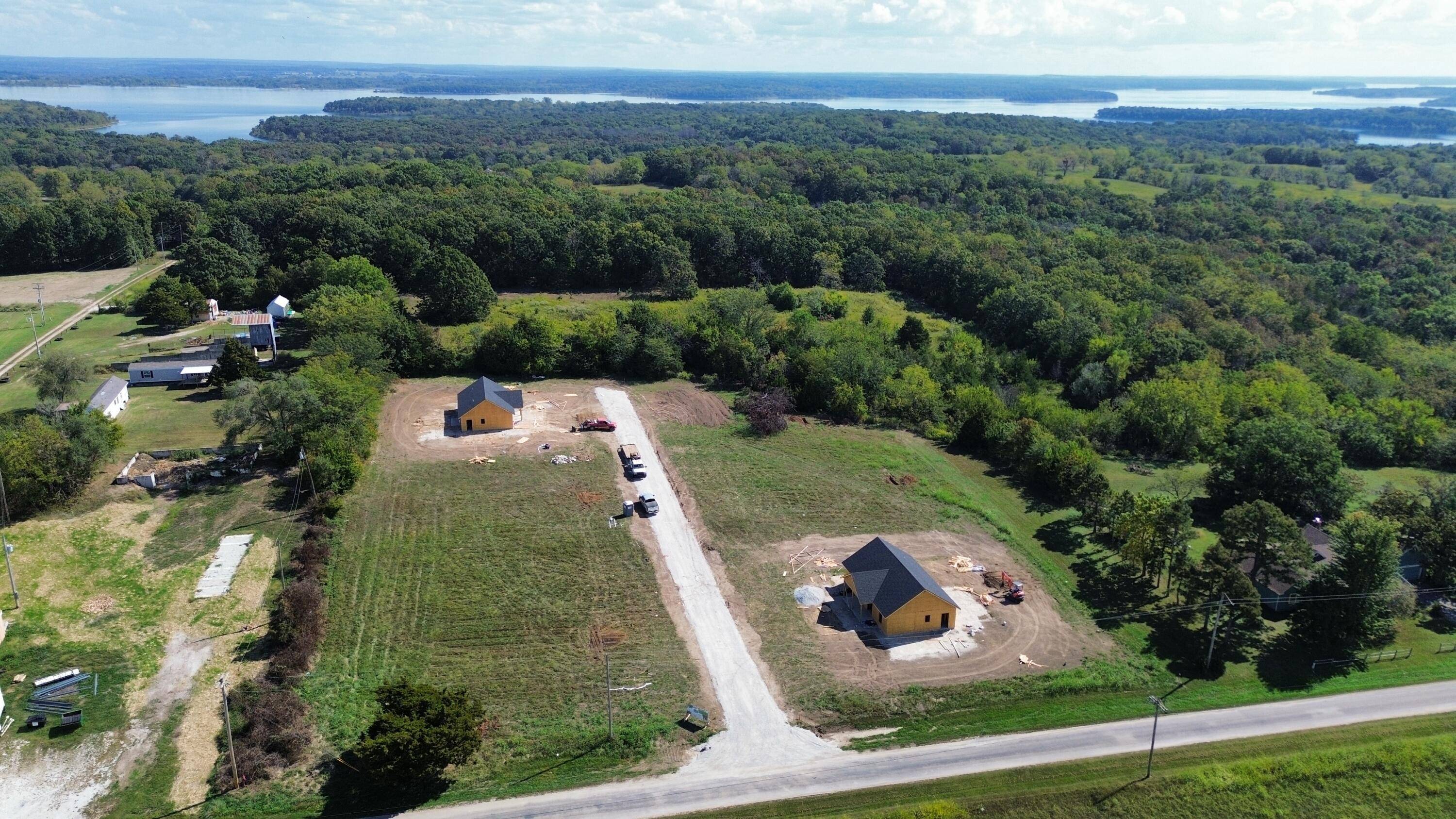 14780 E Whitetail LN, Stockton, MO 65785