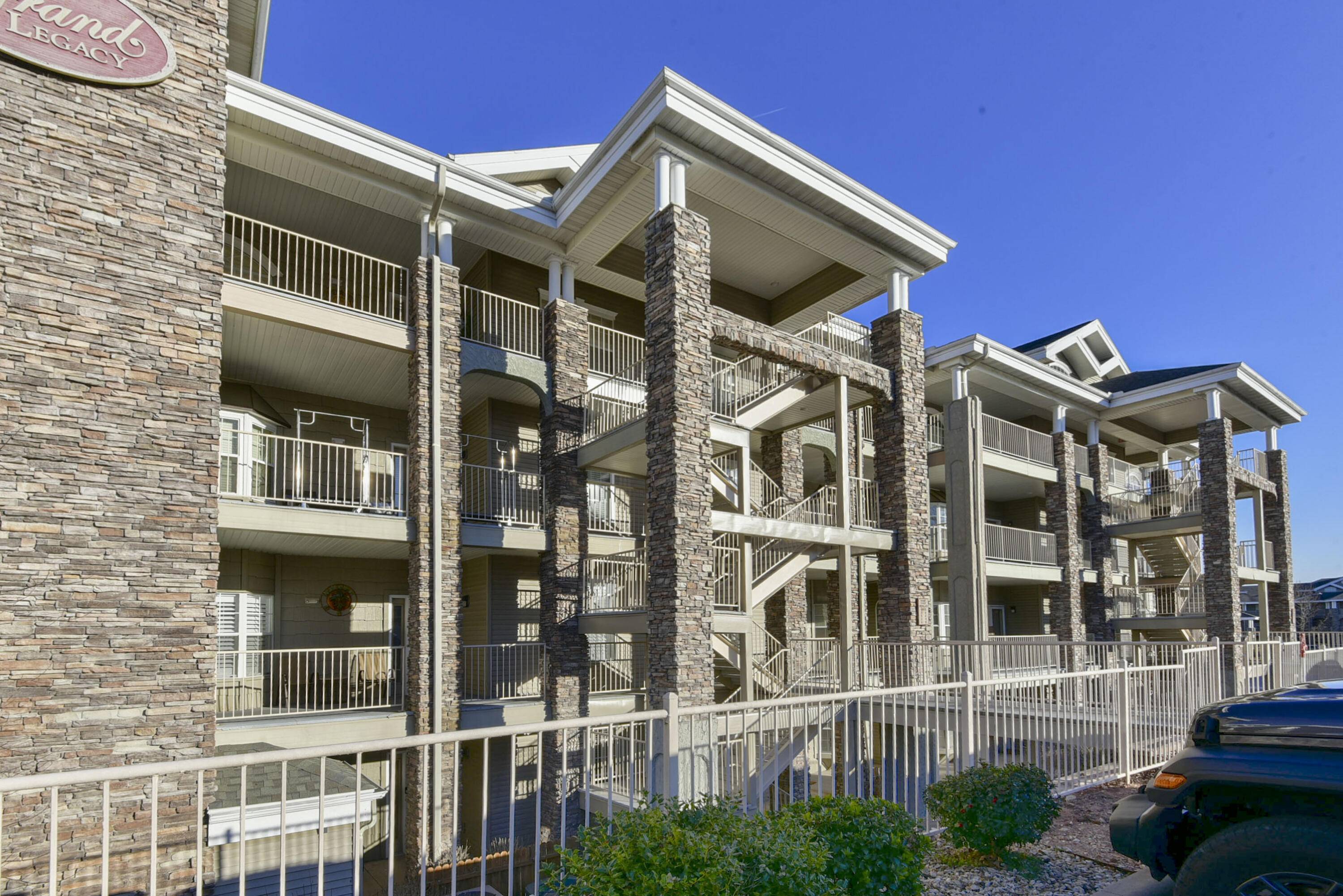200 Glory RD #D3, Branson, MO 65616