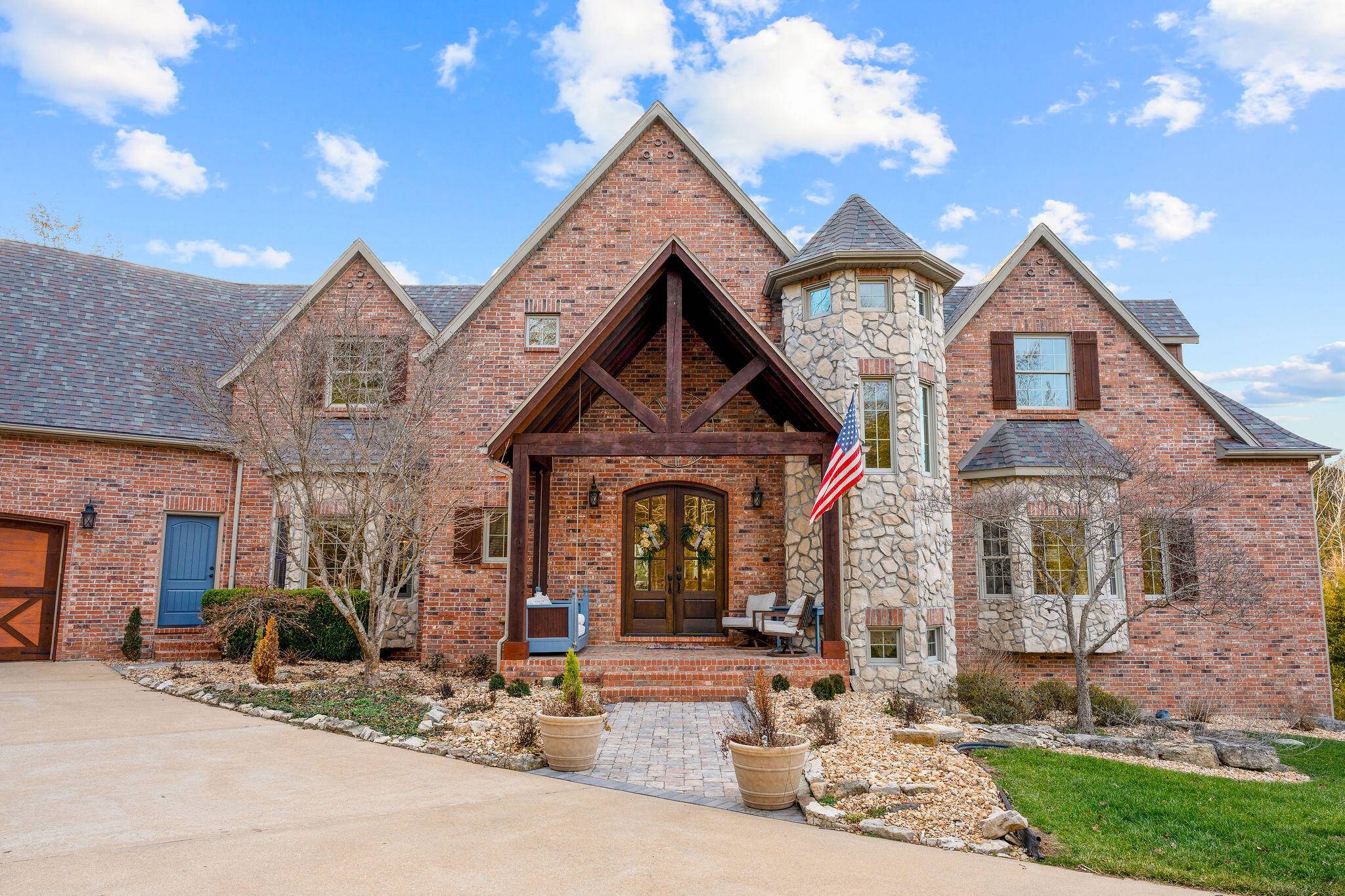 145 Appaloosa TRL, Saddlebrooke, MO 65630