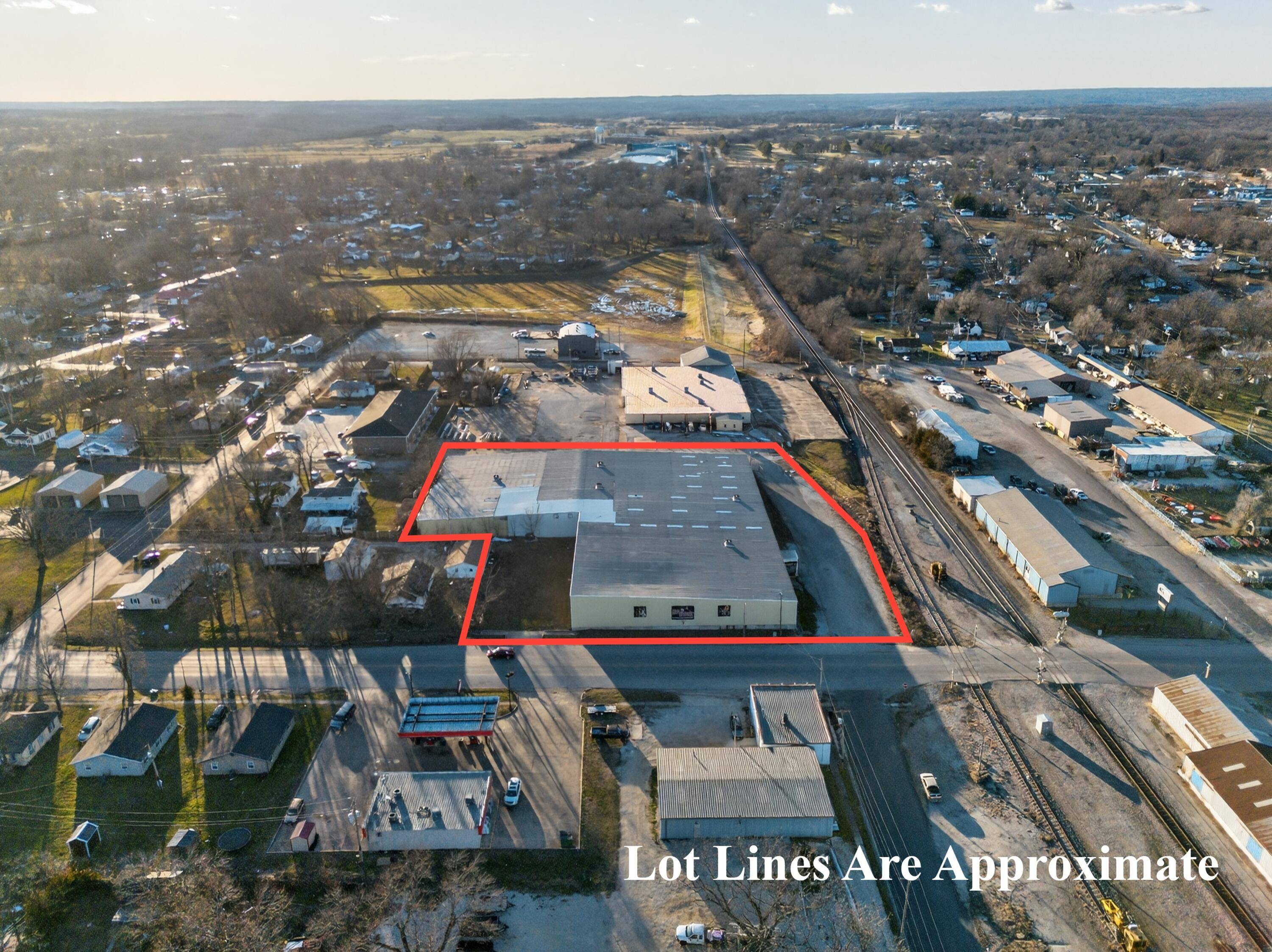 102 W Front ST, Mountain Grove, MO 65711