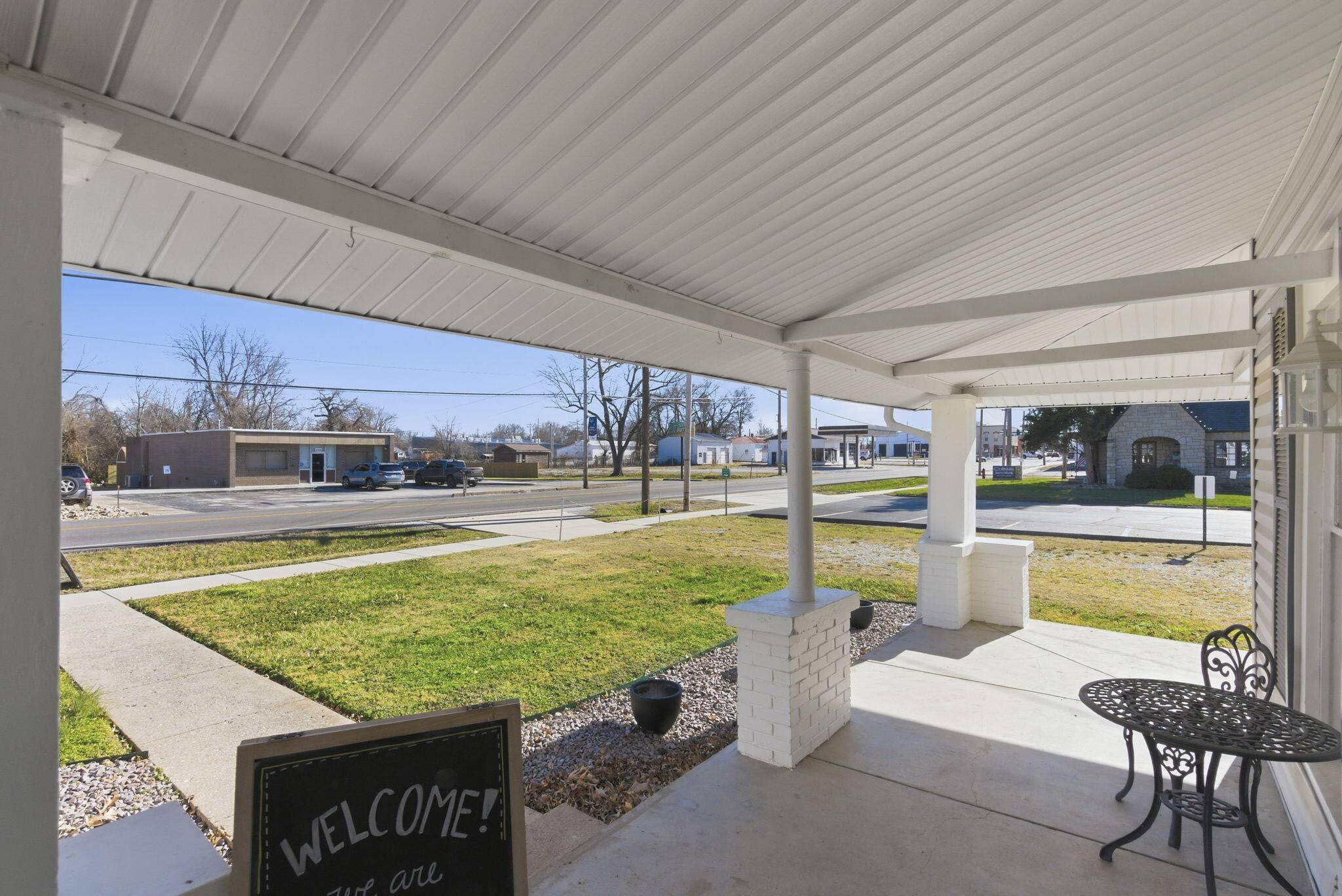 205 N Main ST #A, Nixa, MO 65714
