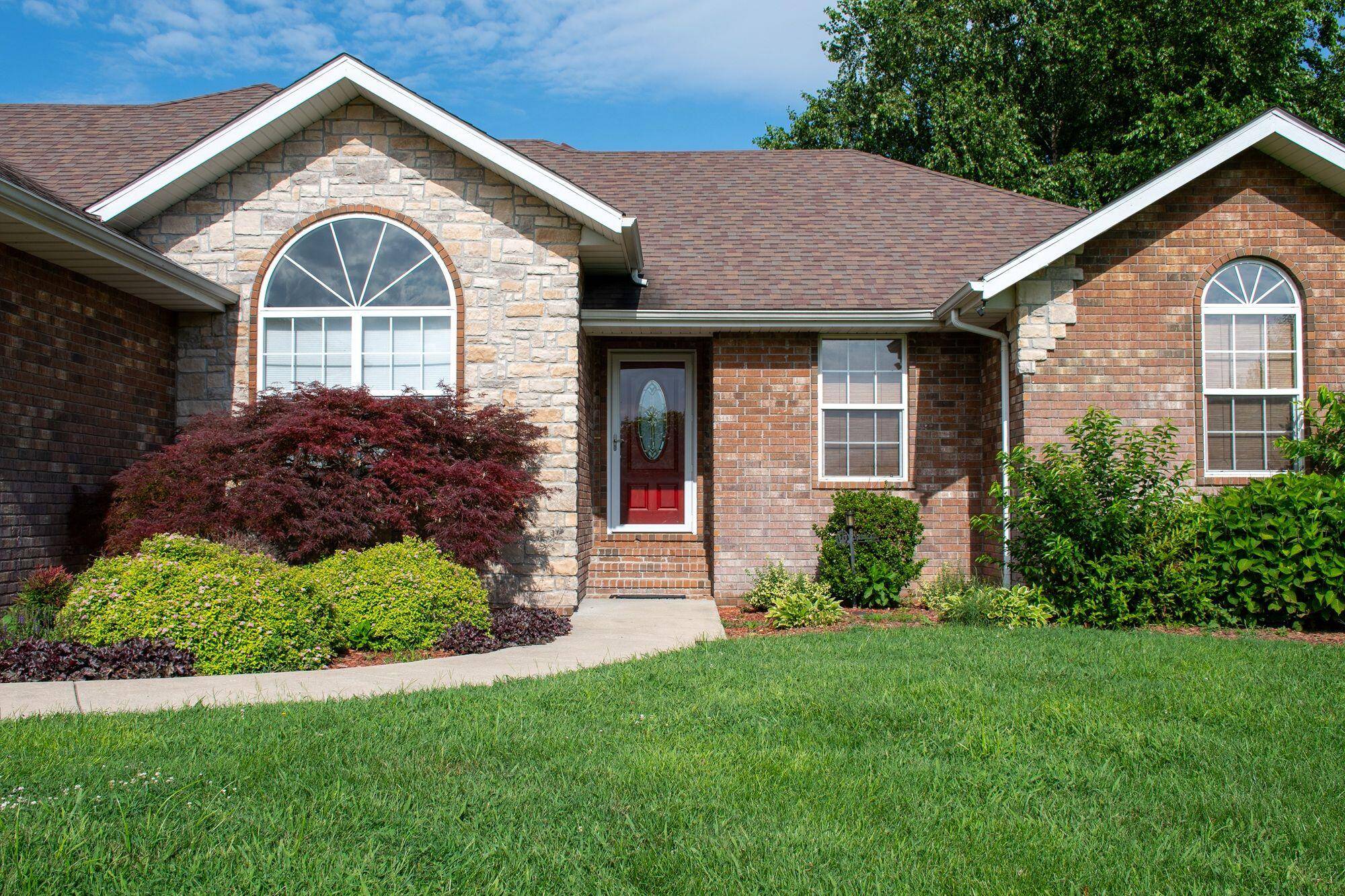 605 Moon Valley RD, Ozark, MO 65721