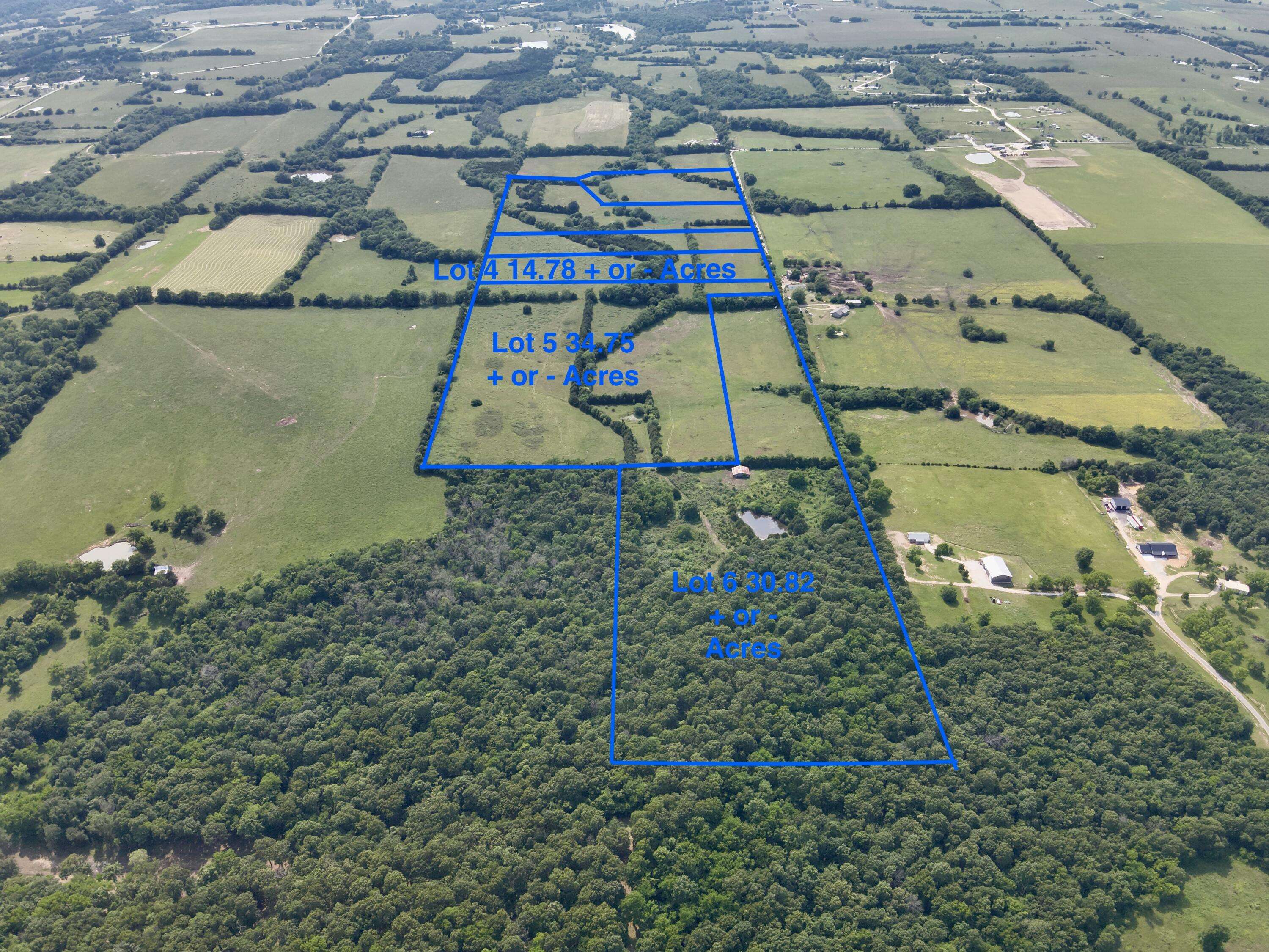 005 E 500 RD, Bolivar, MO 65613