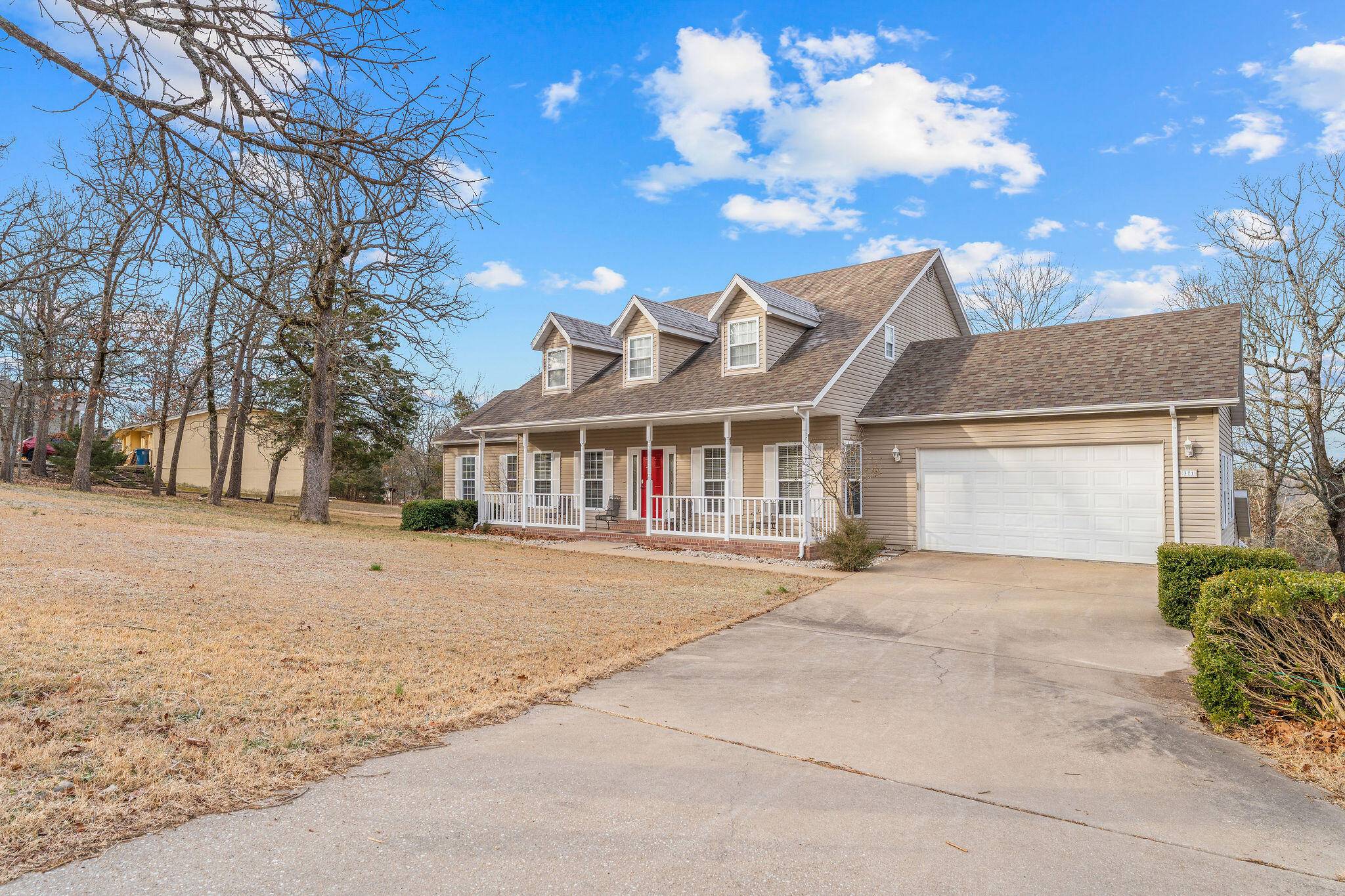371 Cougar TRL, Branson, MO 65616
