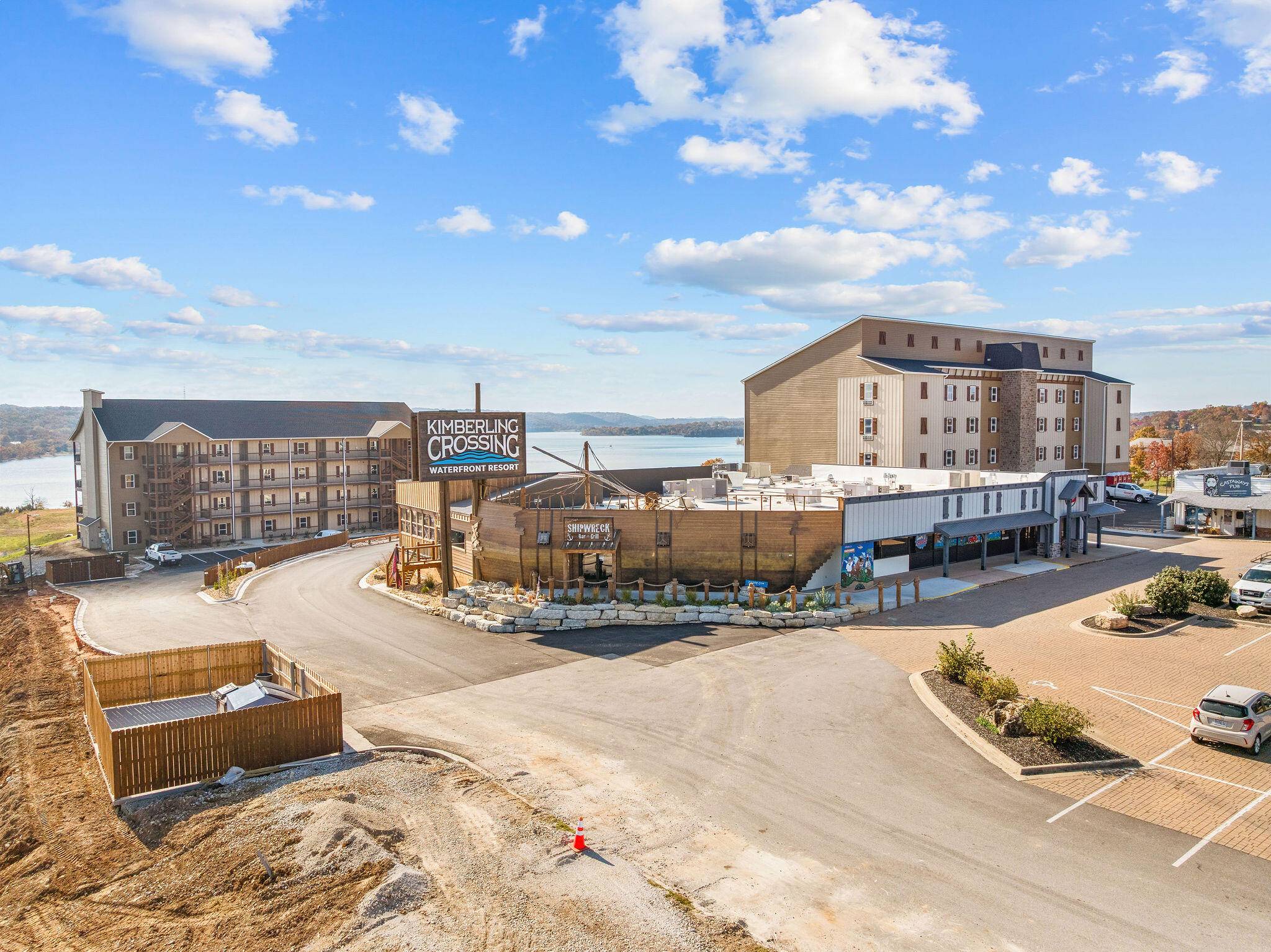 88 Towers Aly Unit #206, Kimberling City, MO 65686