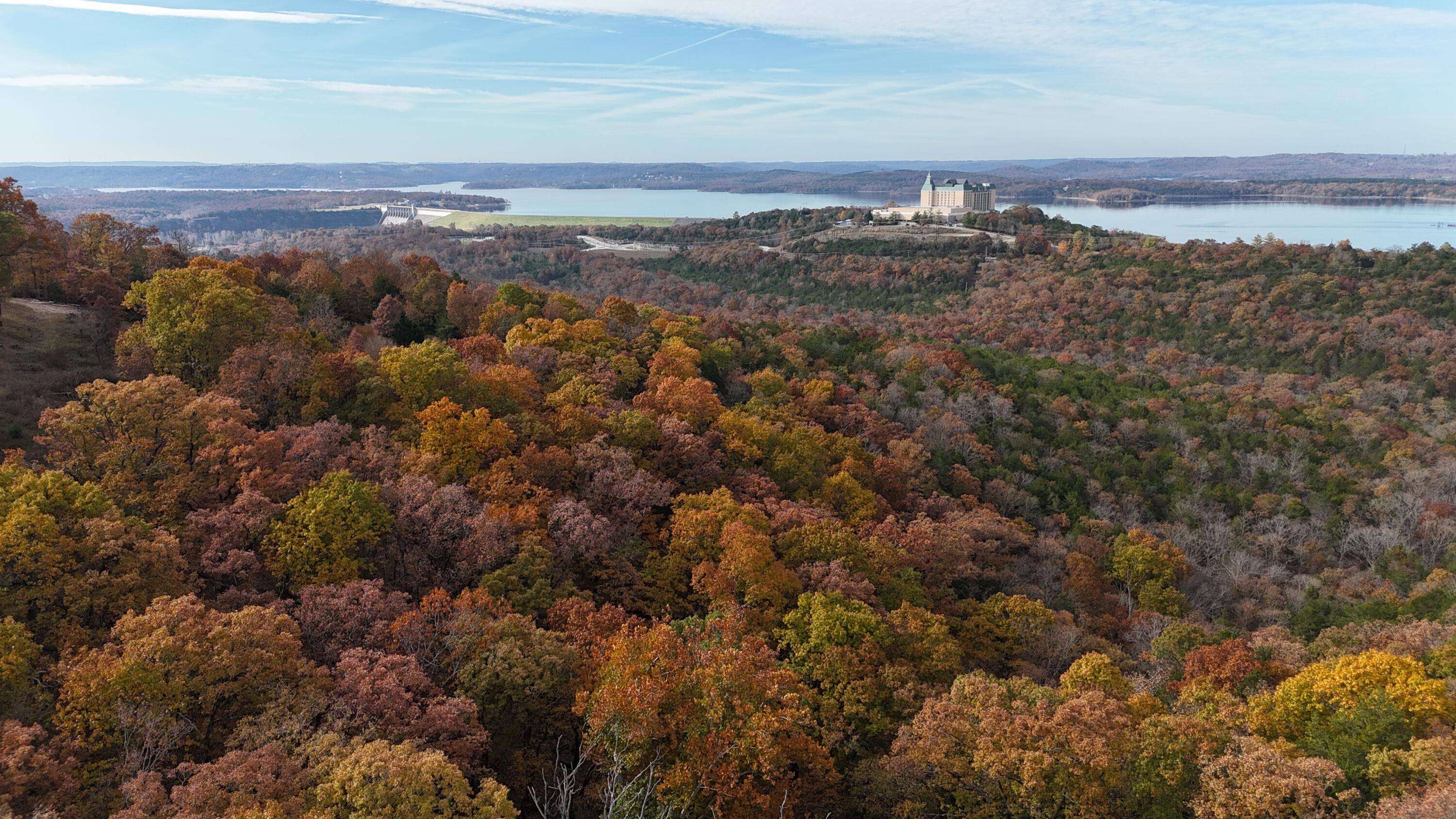 000 Skyview DR, Branson, MO 65616