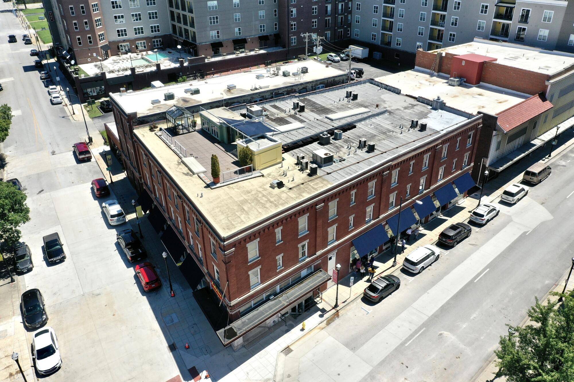 400 E Walnut ST, Springfield, MO 65806