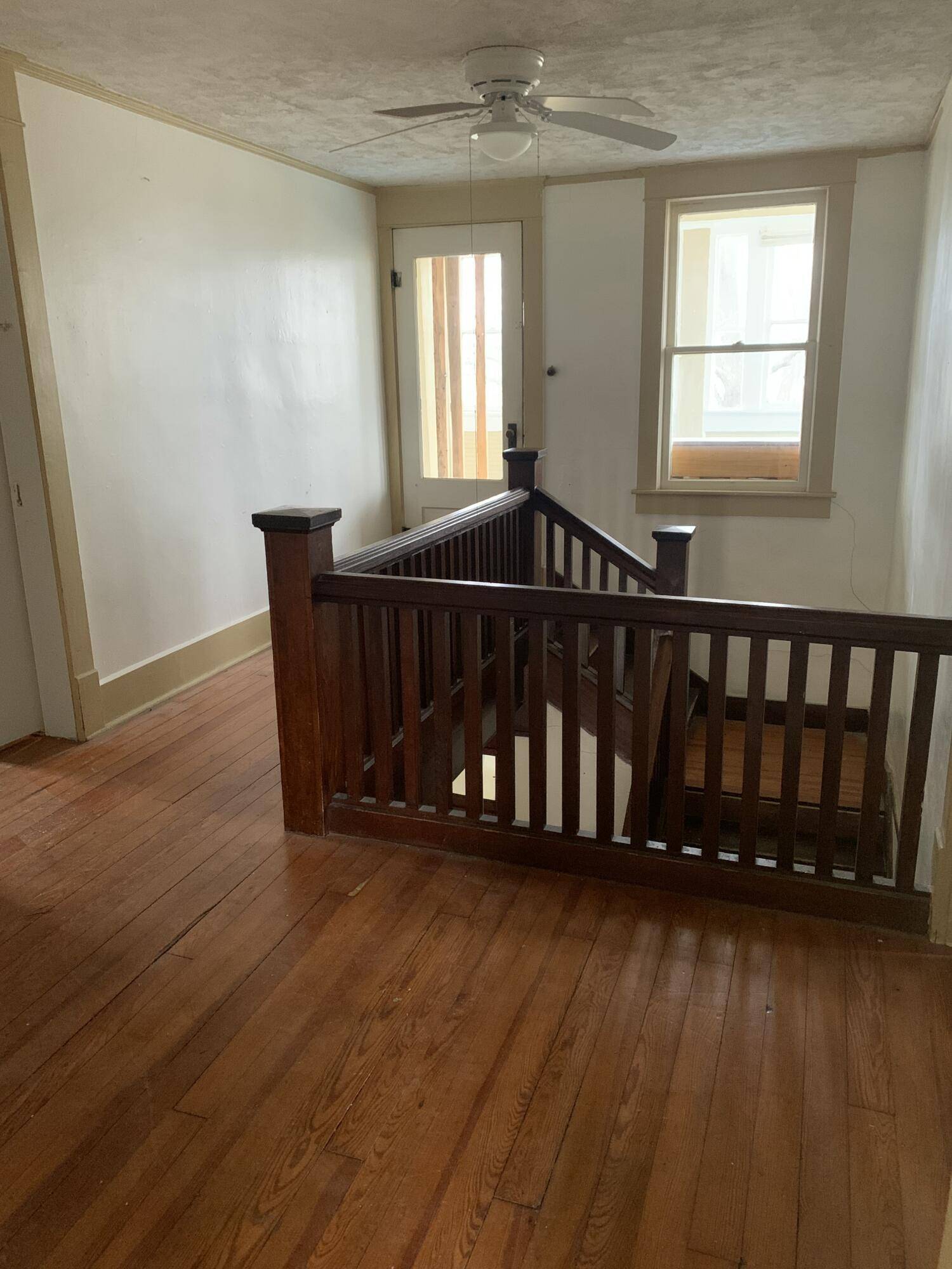 911 Grace Avenue AVE, West Plains, MO 65775