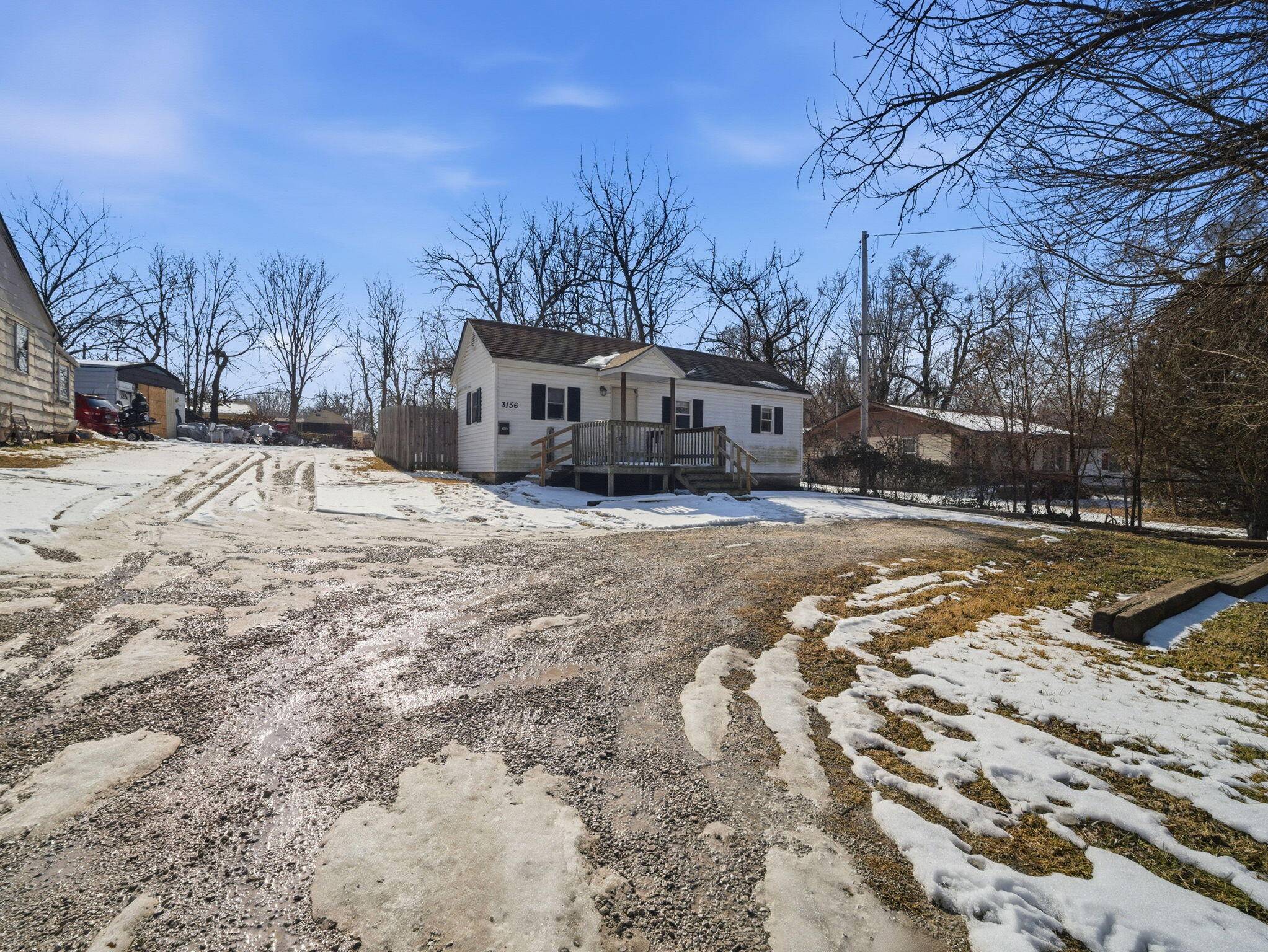 3156 W Mount Vernon ST, Springfield, MO 65802