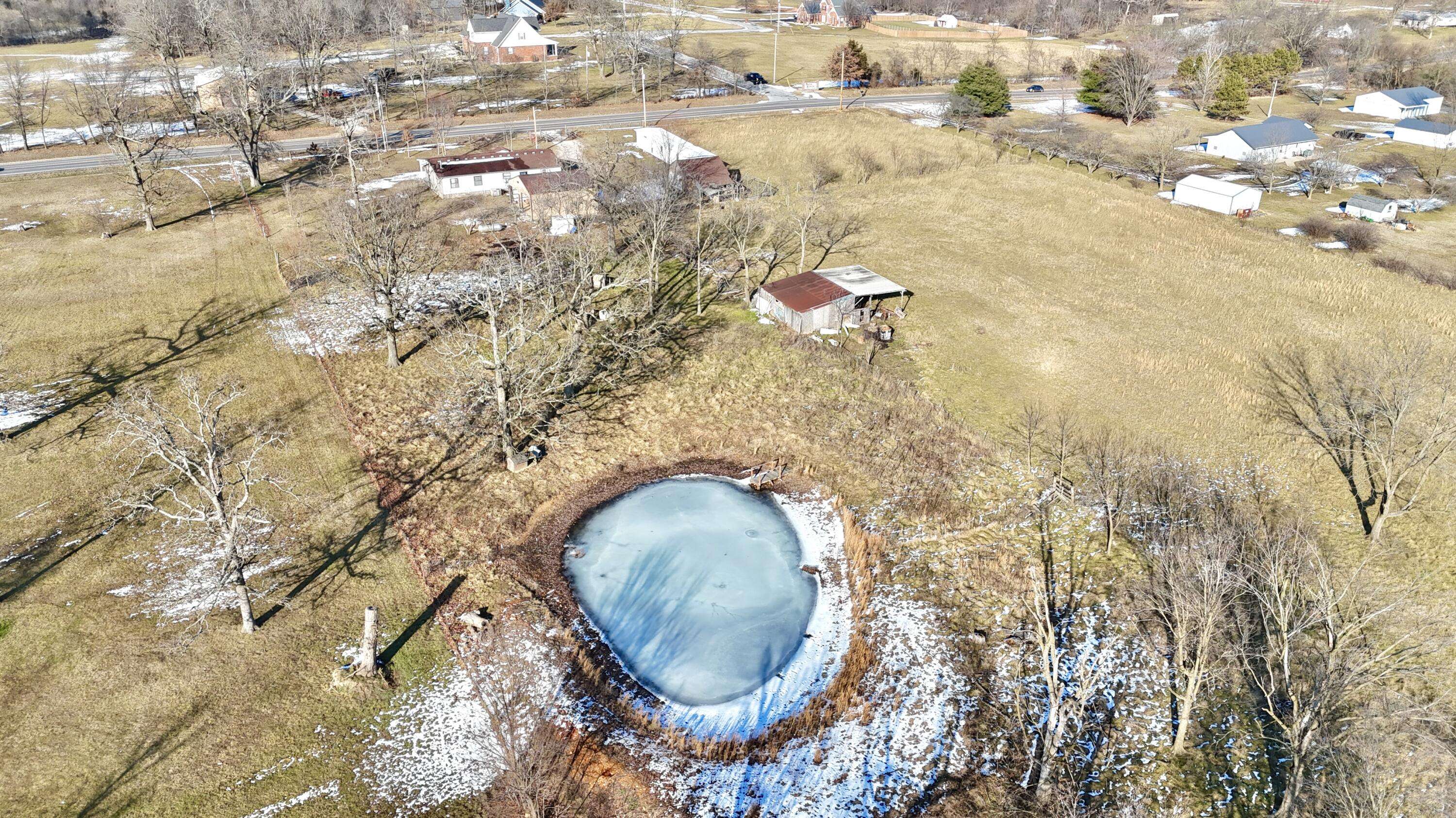 10343 Farm Road 2000, Monett, MO 65708