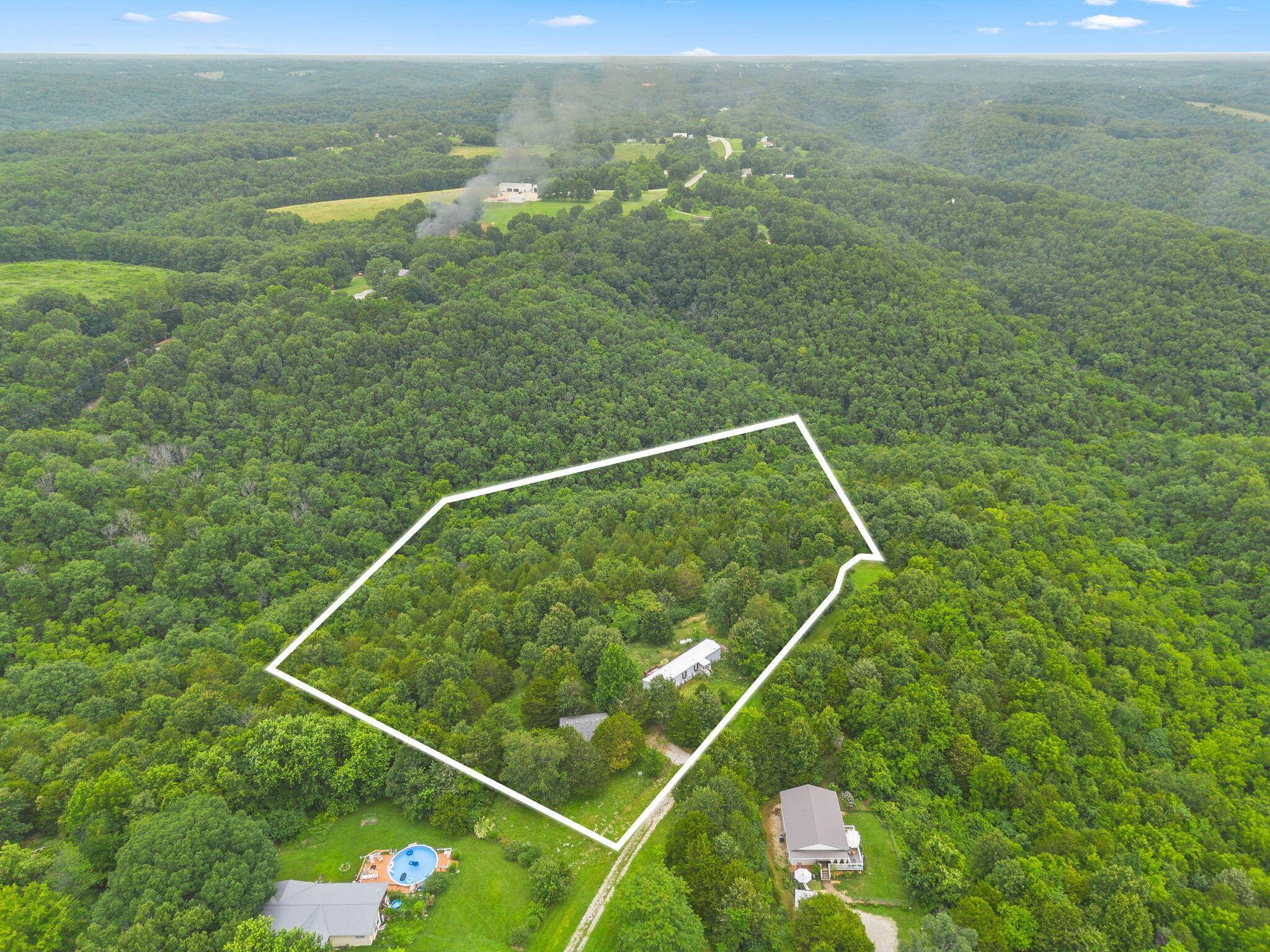79 Mulberry DR, Galena, MO 65656