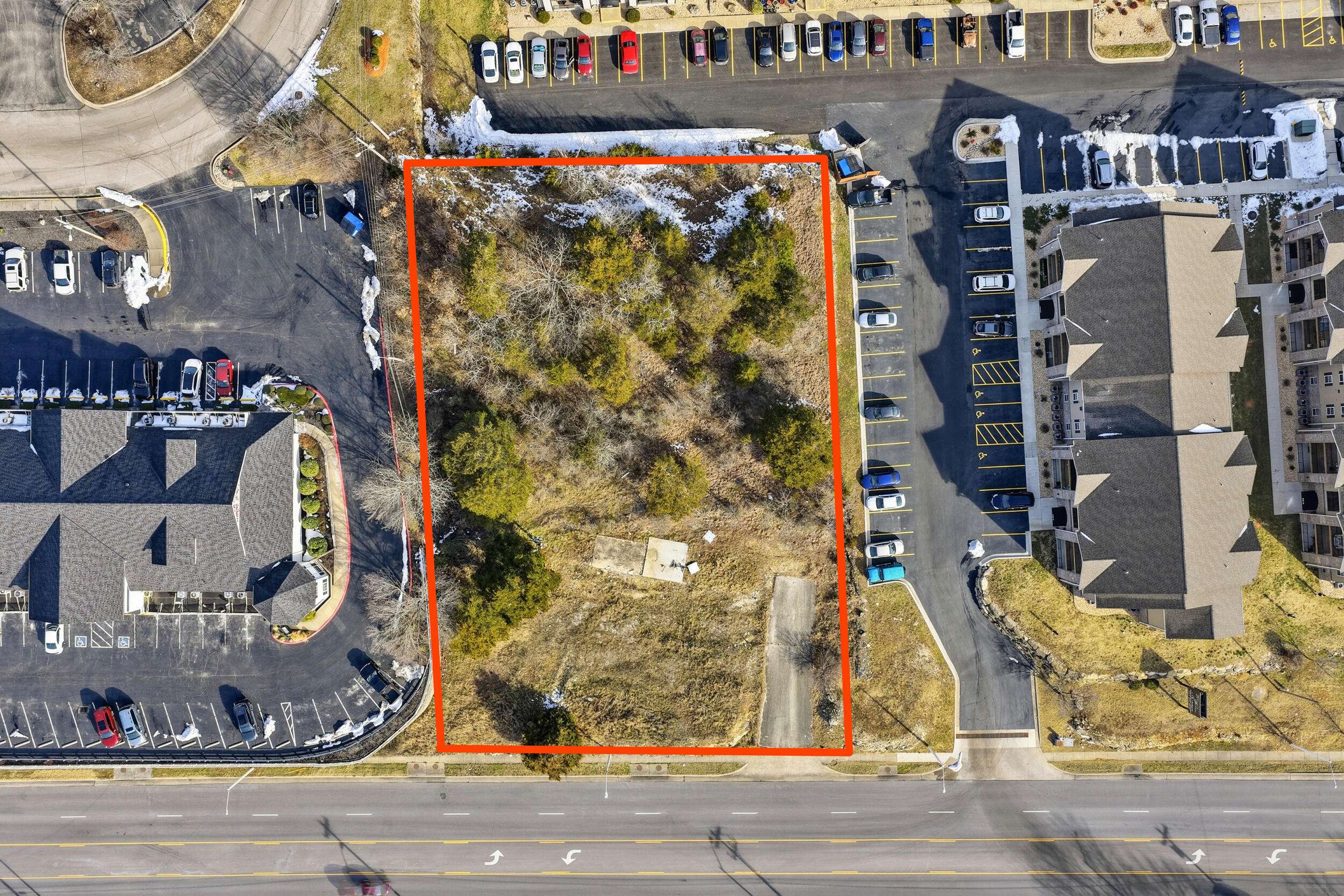 2924 Shepherd Of The Hills Expwy, Branson, MO 65616