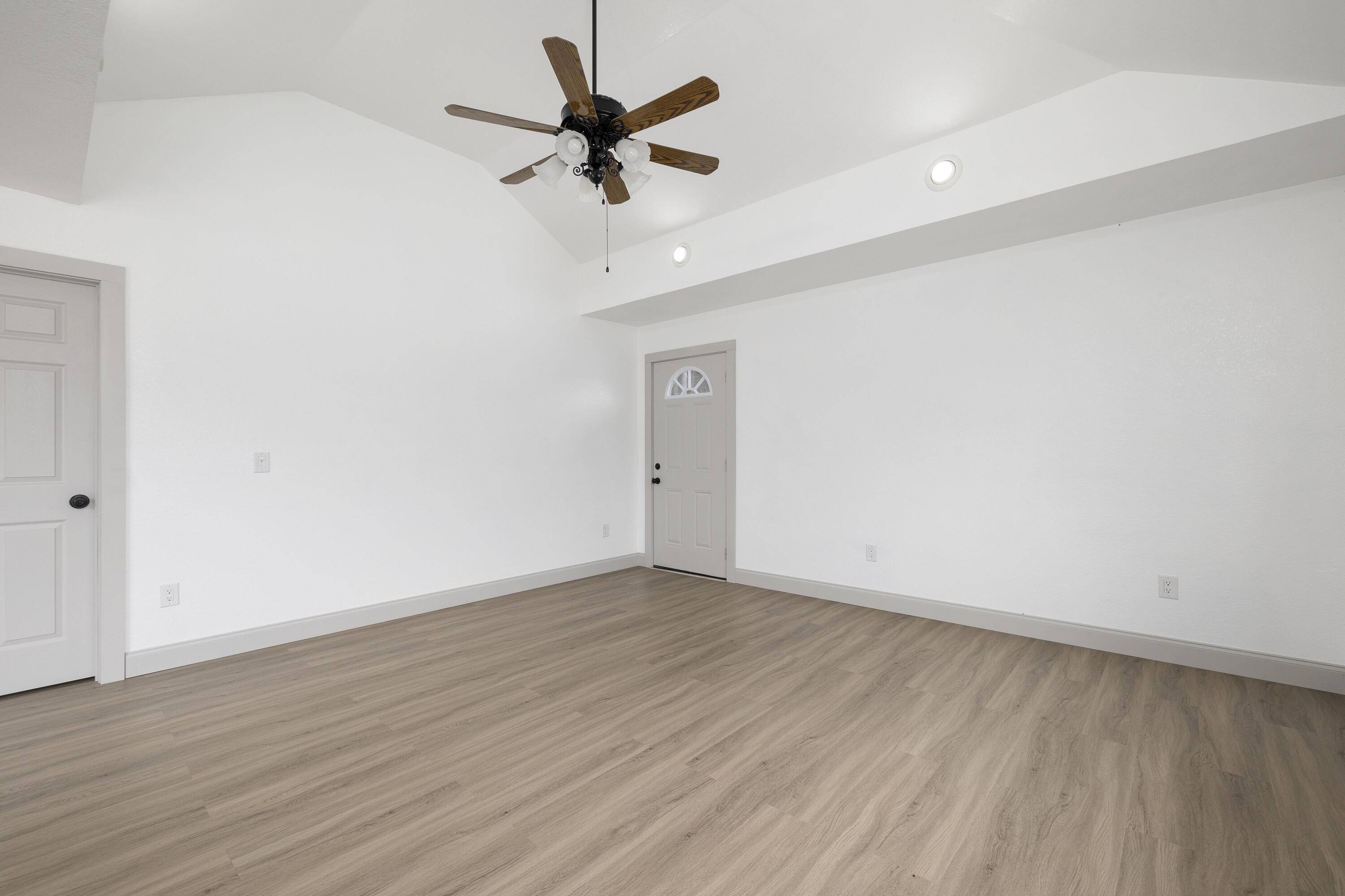33120 State Highway 413, Galena, MO 65656