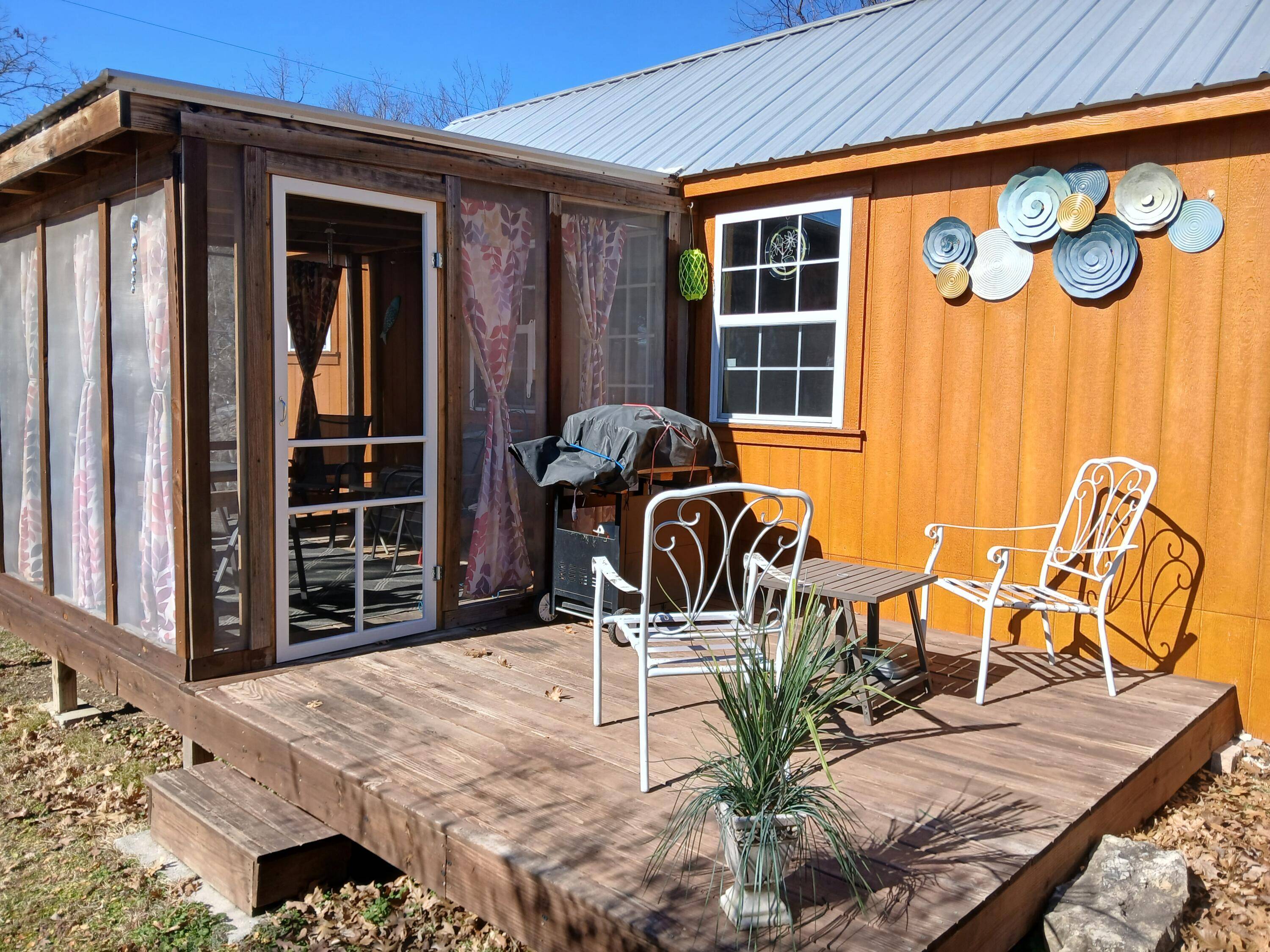 132 Walnut ST, Cape Fair, MO 65624