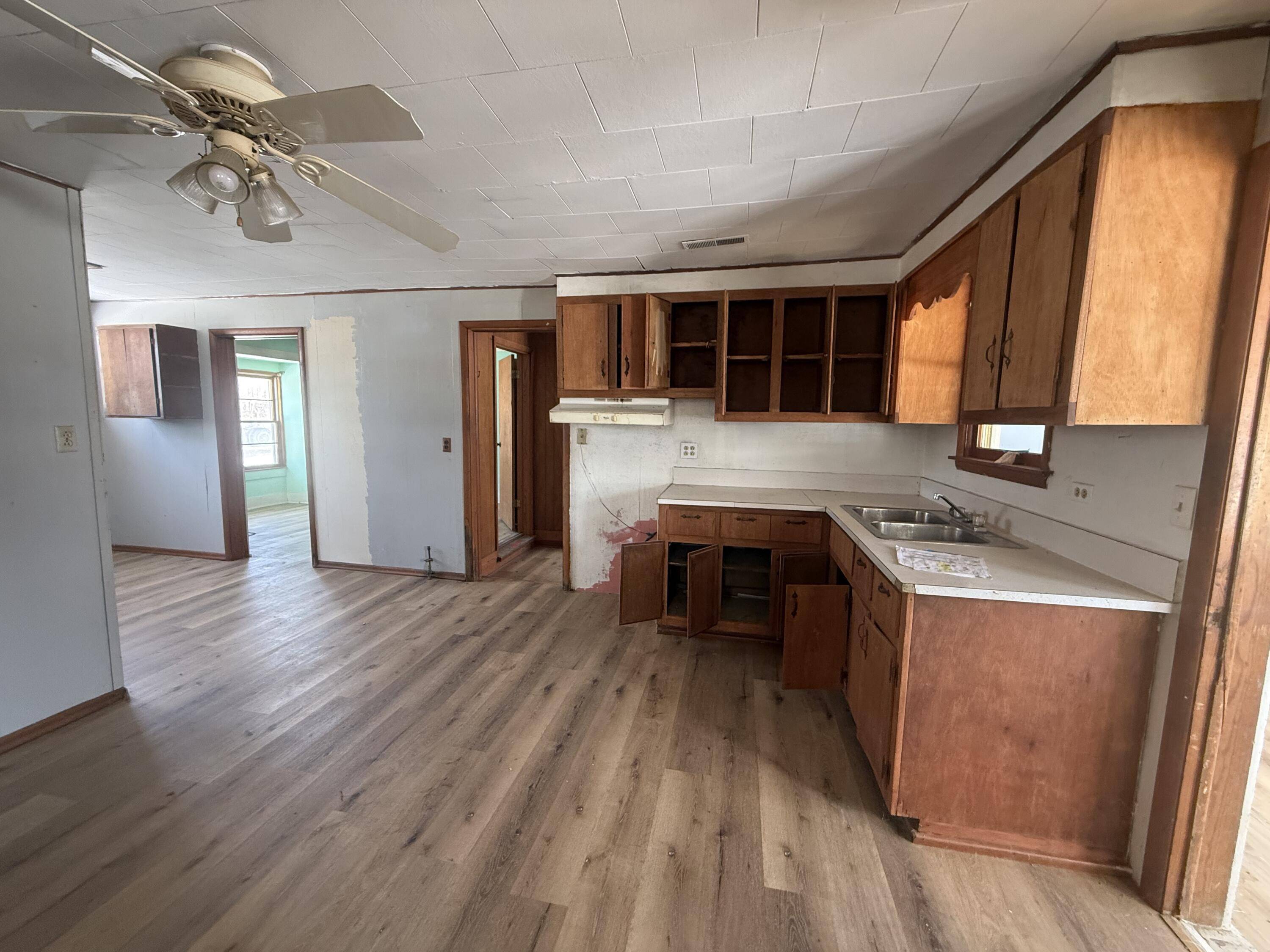 18119 Sallee ST, Winona, MO 65588