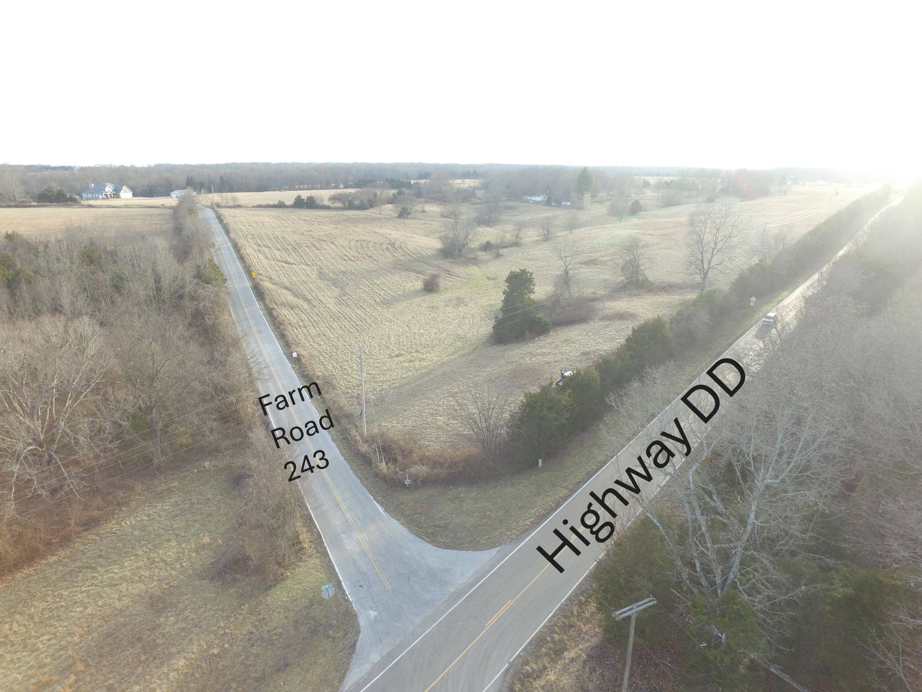 4885 N Crows Nest LN, Strafford, MO 65757