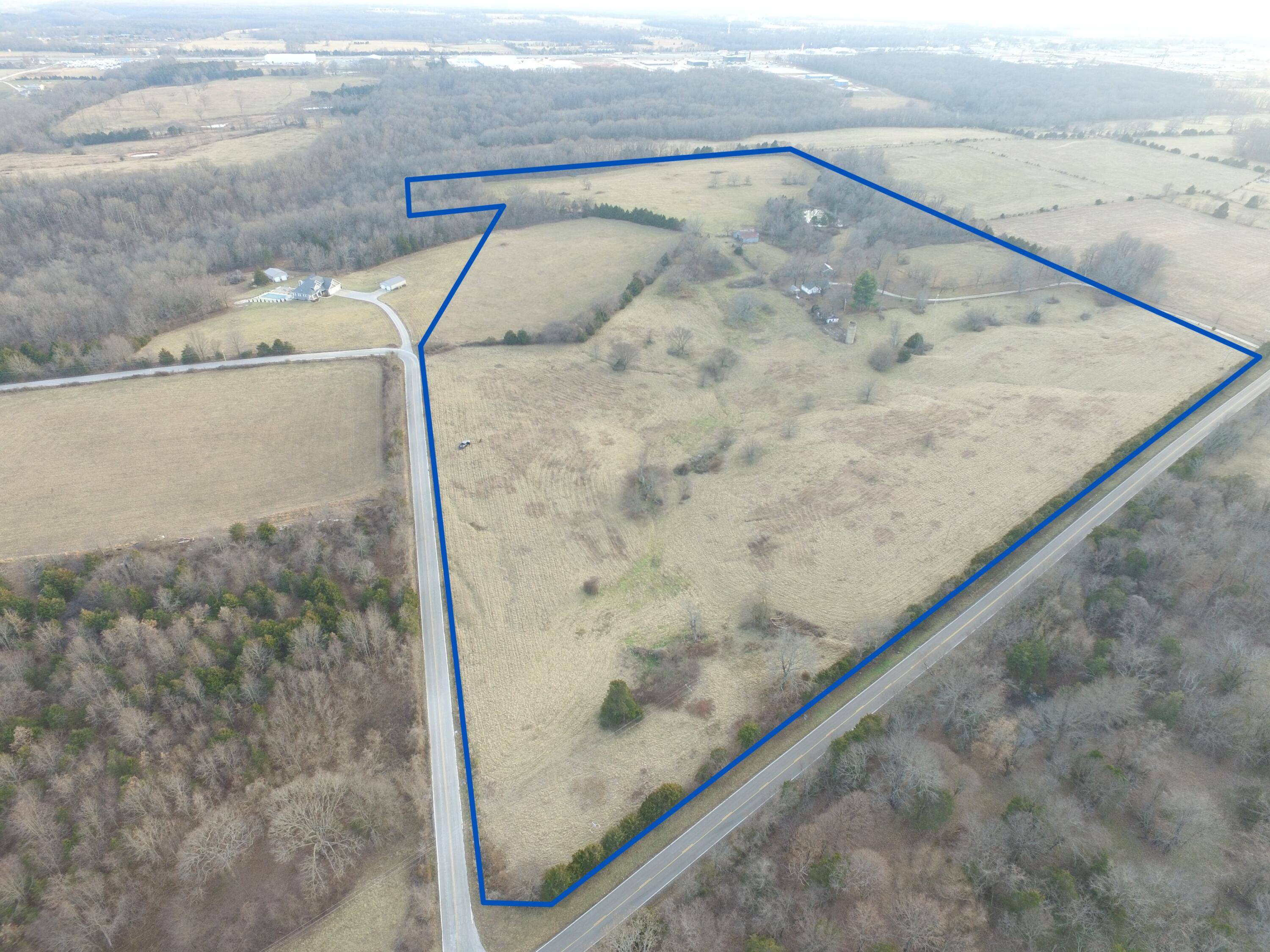 4885 N Crows Nest LN, Strafford, MO 65757