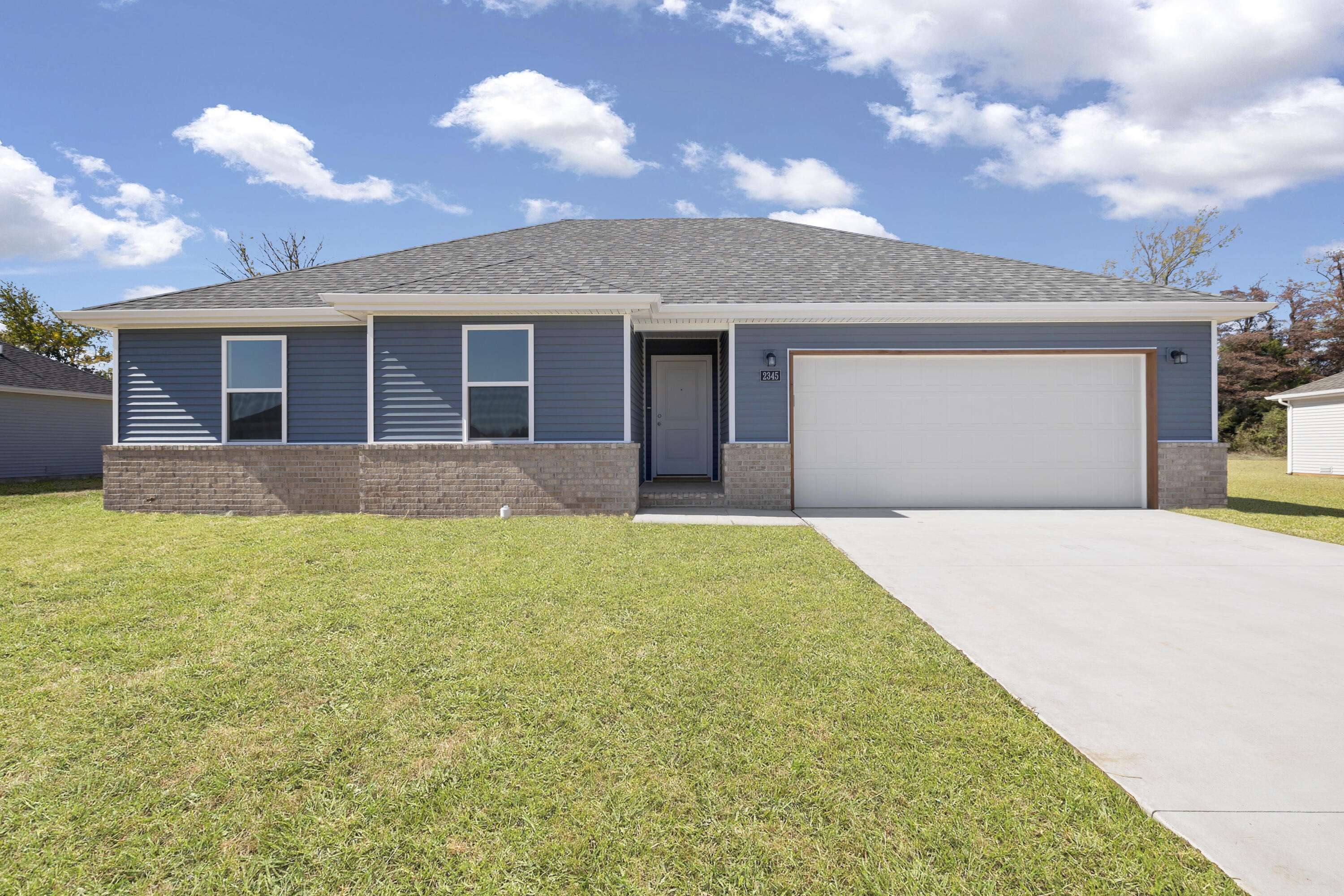 318 Sleepy Meadow, Mt Vernon, MO 65712