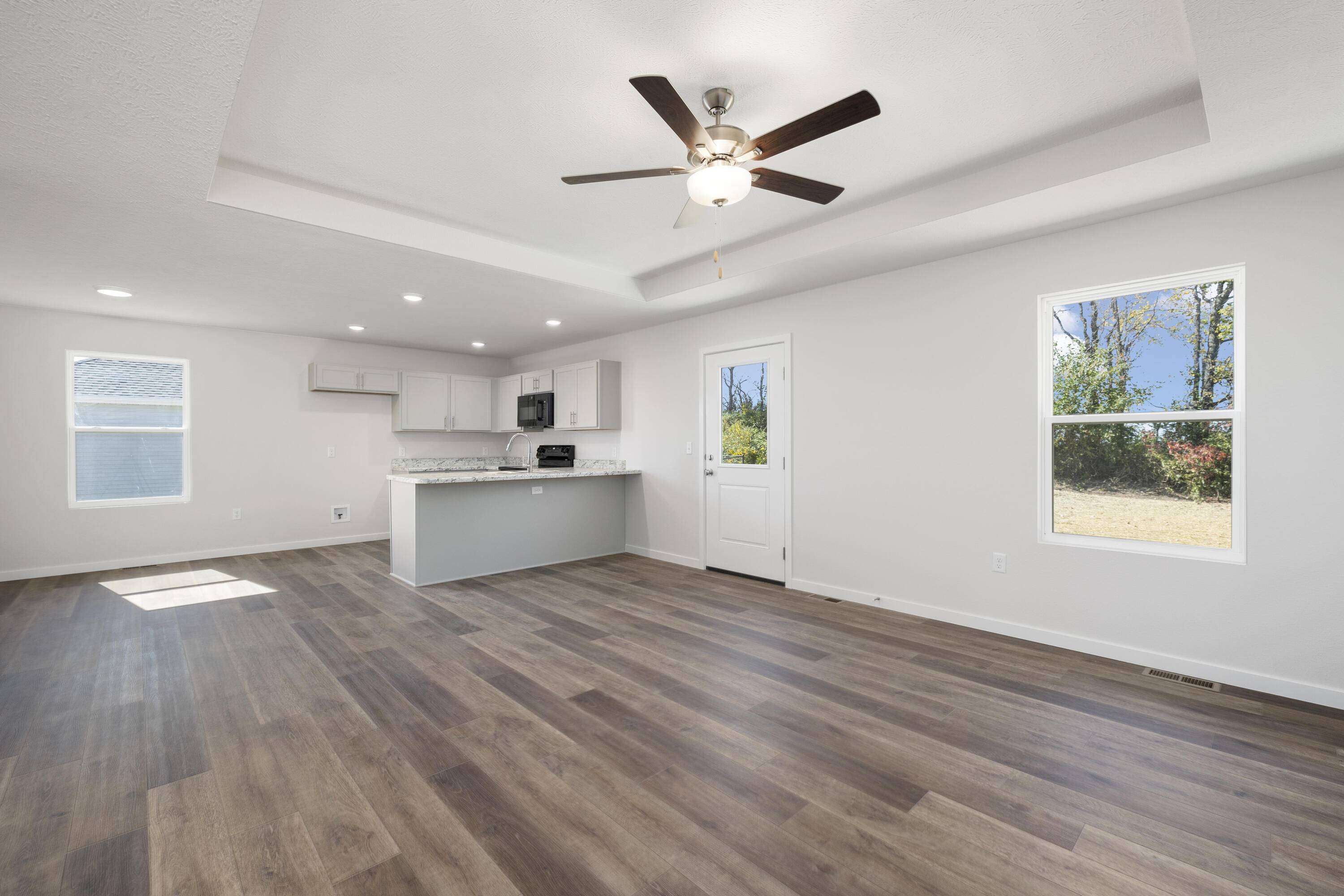 318 Sleepy Meadow, Mt Vernon, MO 65712