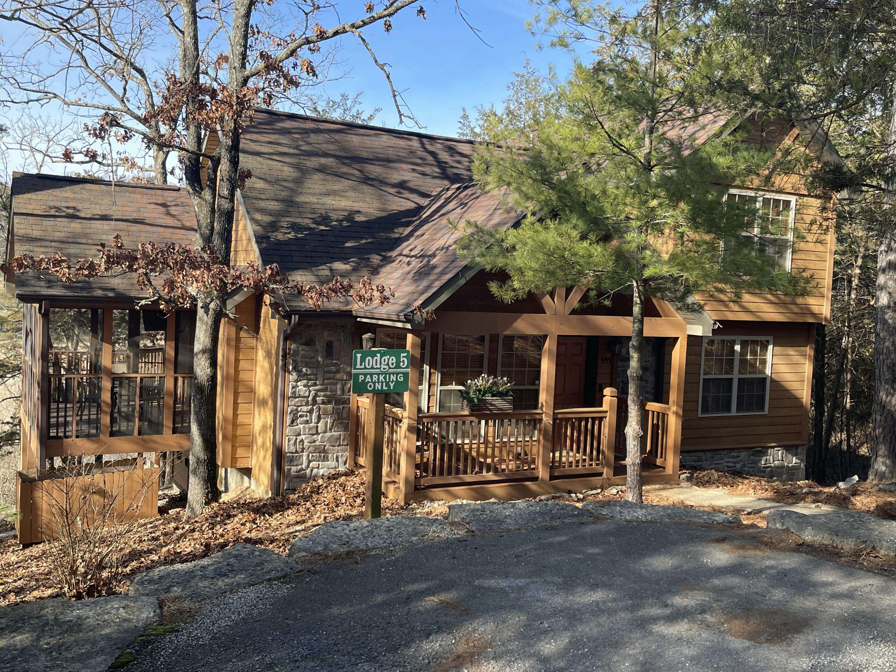 101 Lost Creek CIR #5, Branson West, MO 65737