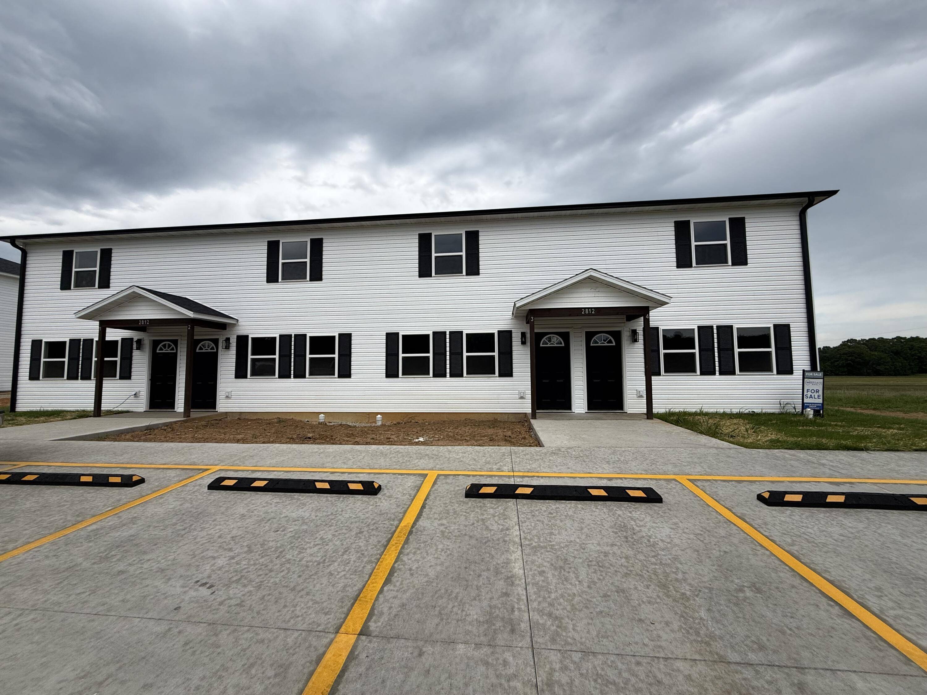 2812 Burke AVE, West Plains, MO 65775