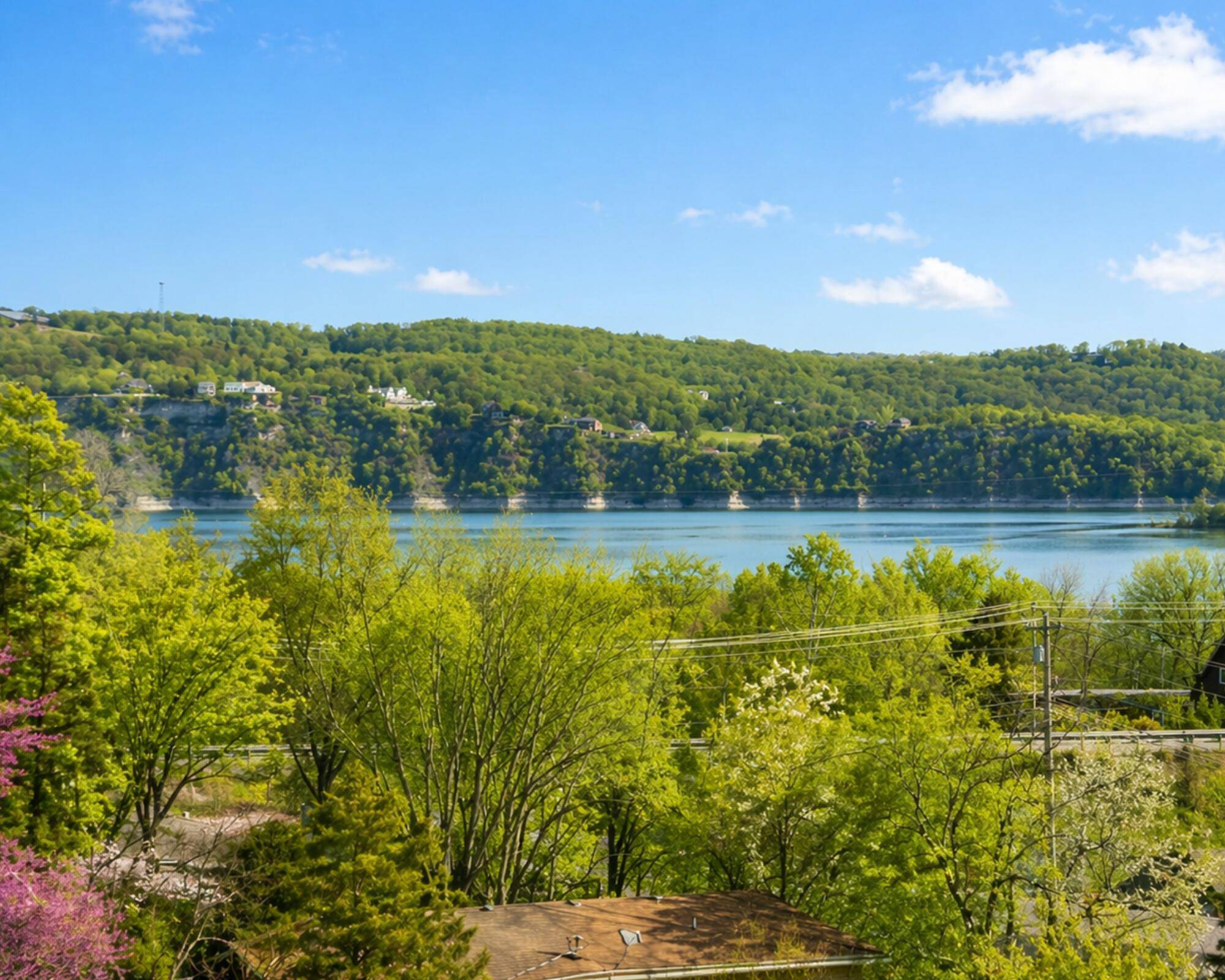 12 Longview DR, Kimberling City, MO 65686