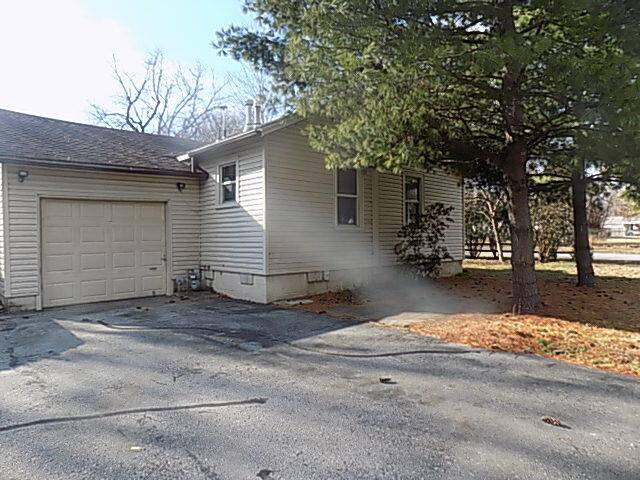 1232 N Farmer AVE, Springfield, MO 65802