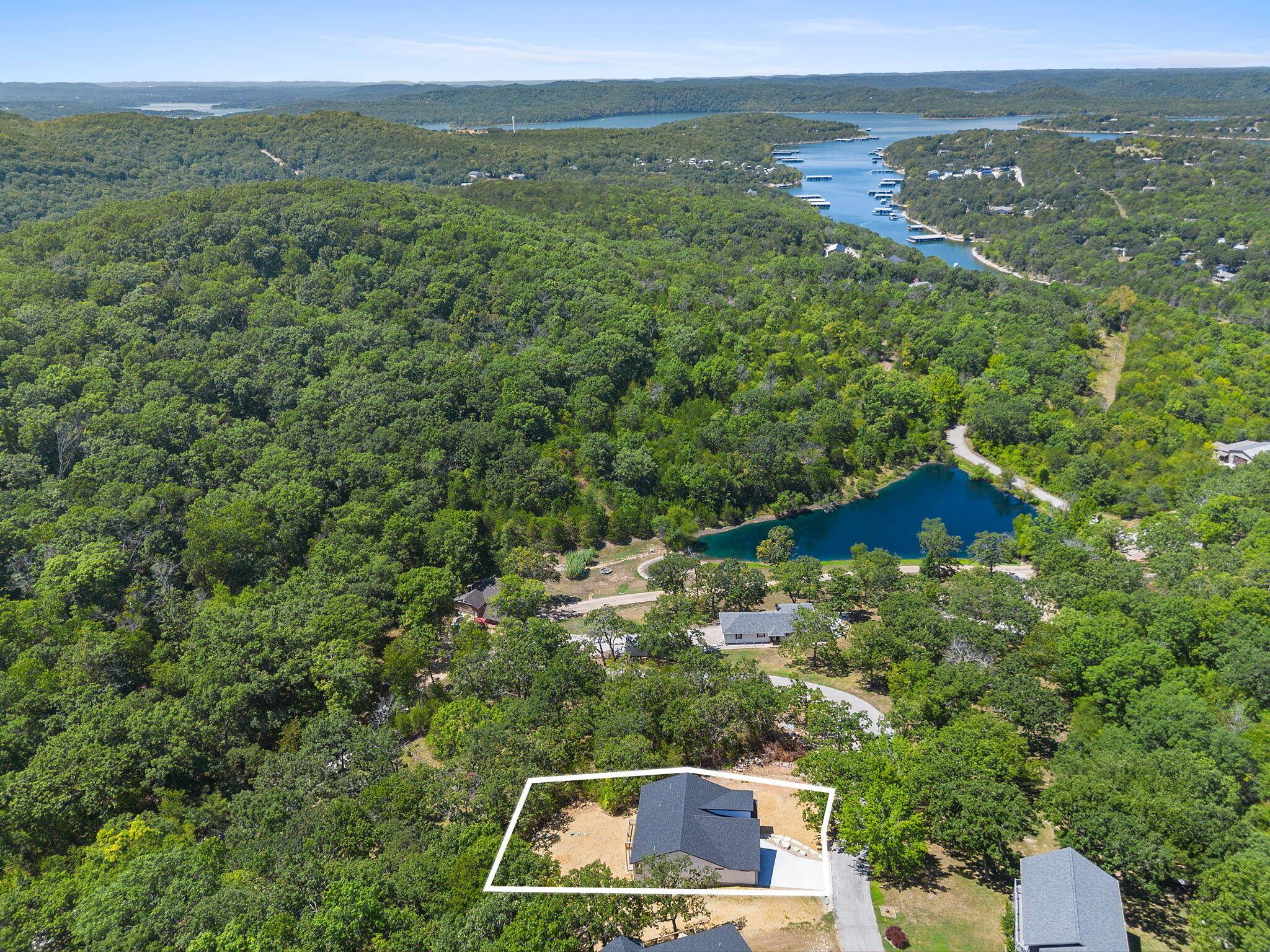 13 Oleary DR, Kimberling City, MO 65686