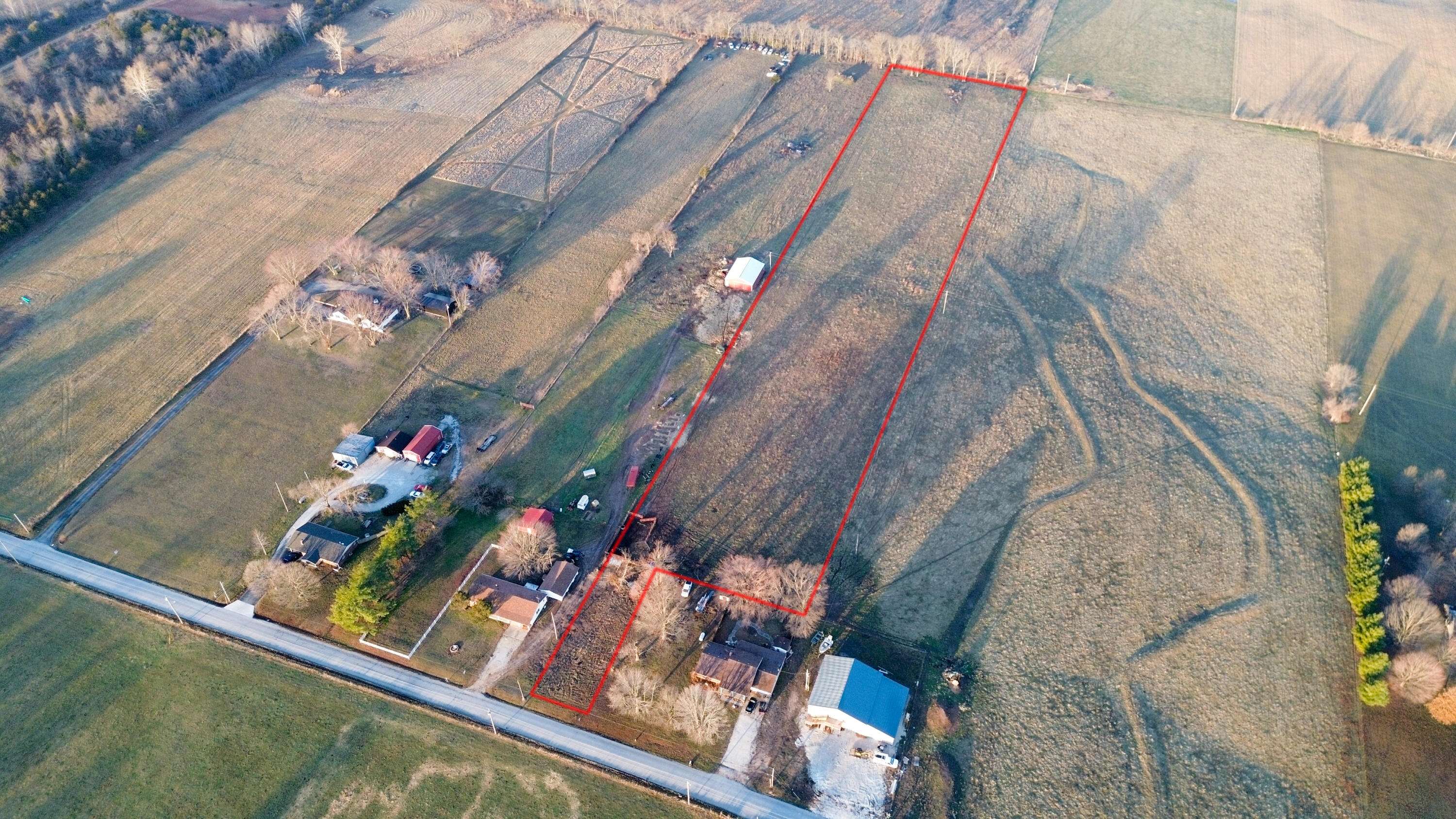 000 N Lemmon AVE, Bolivar, MO 65613