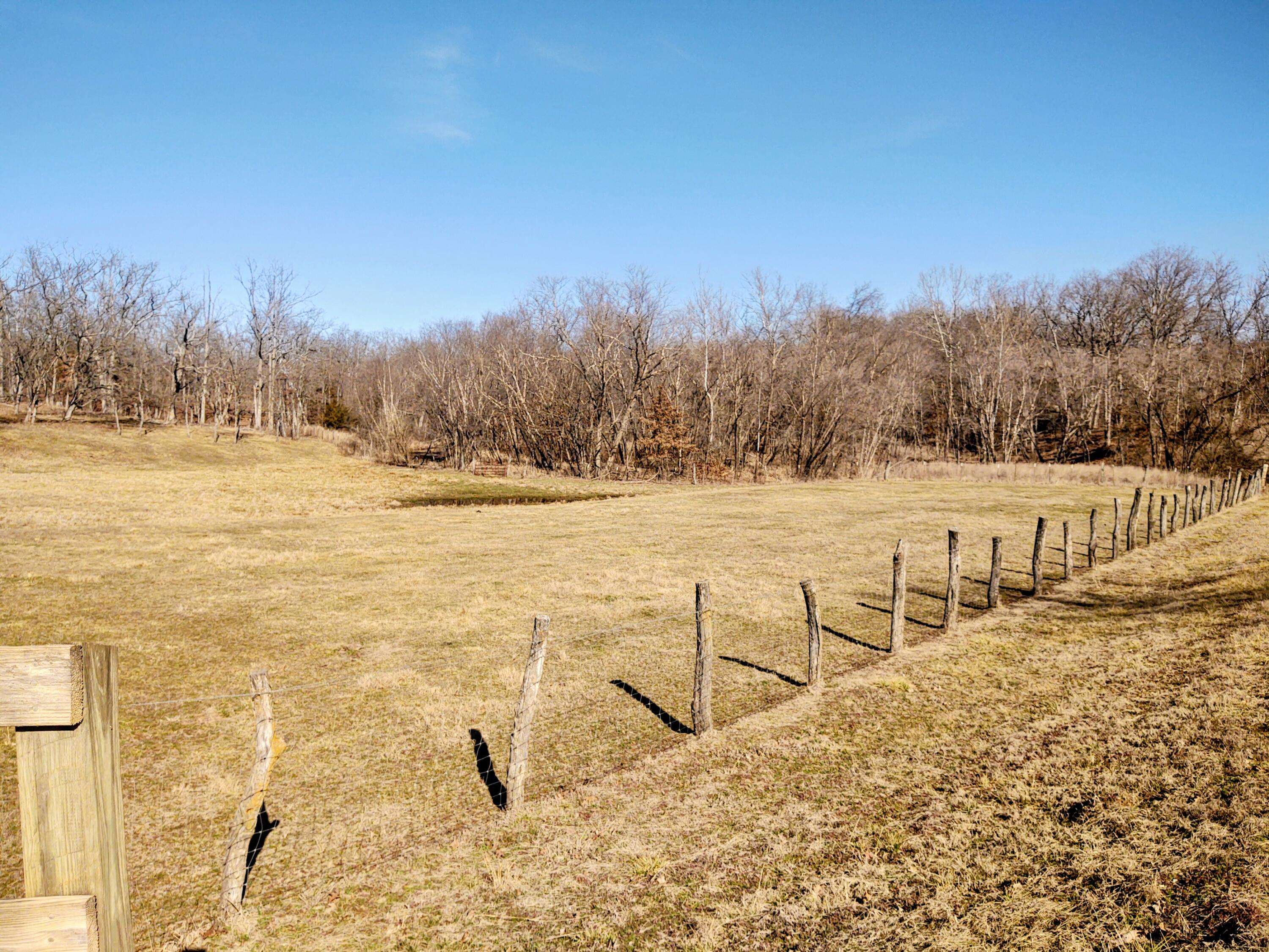 000 NE 184 Pvt RD, Osceola, MO 64776