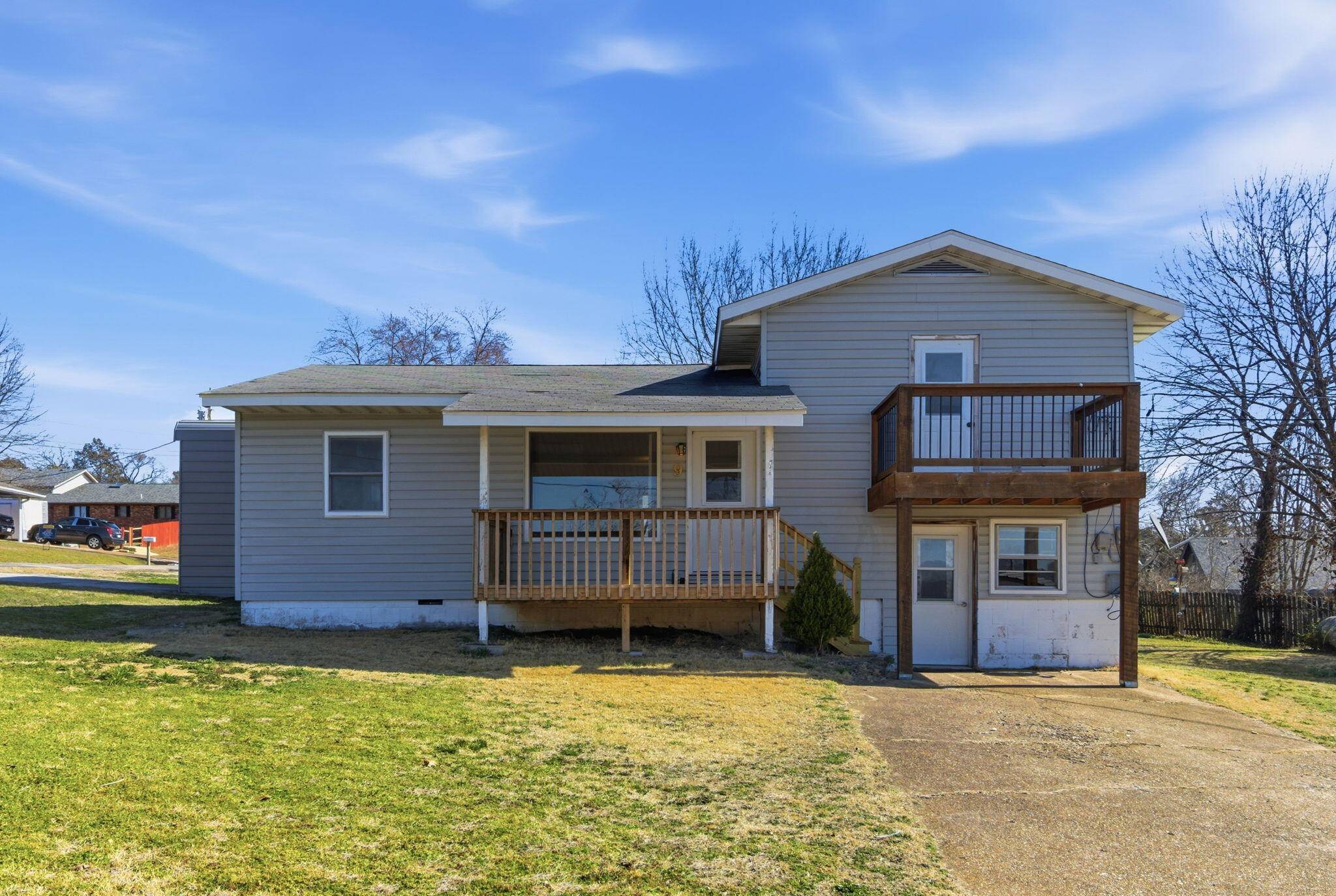 9 Turner DR, Kimberling City, MO 65686