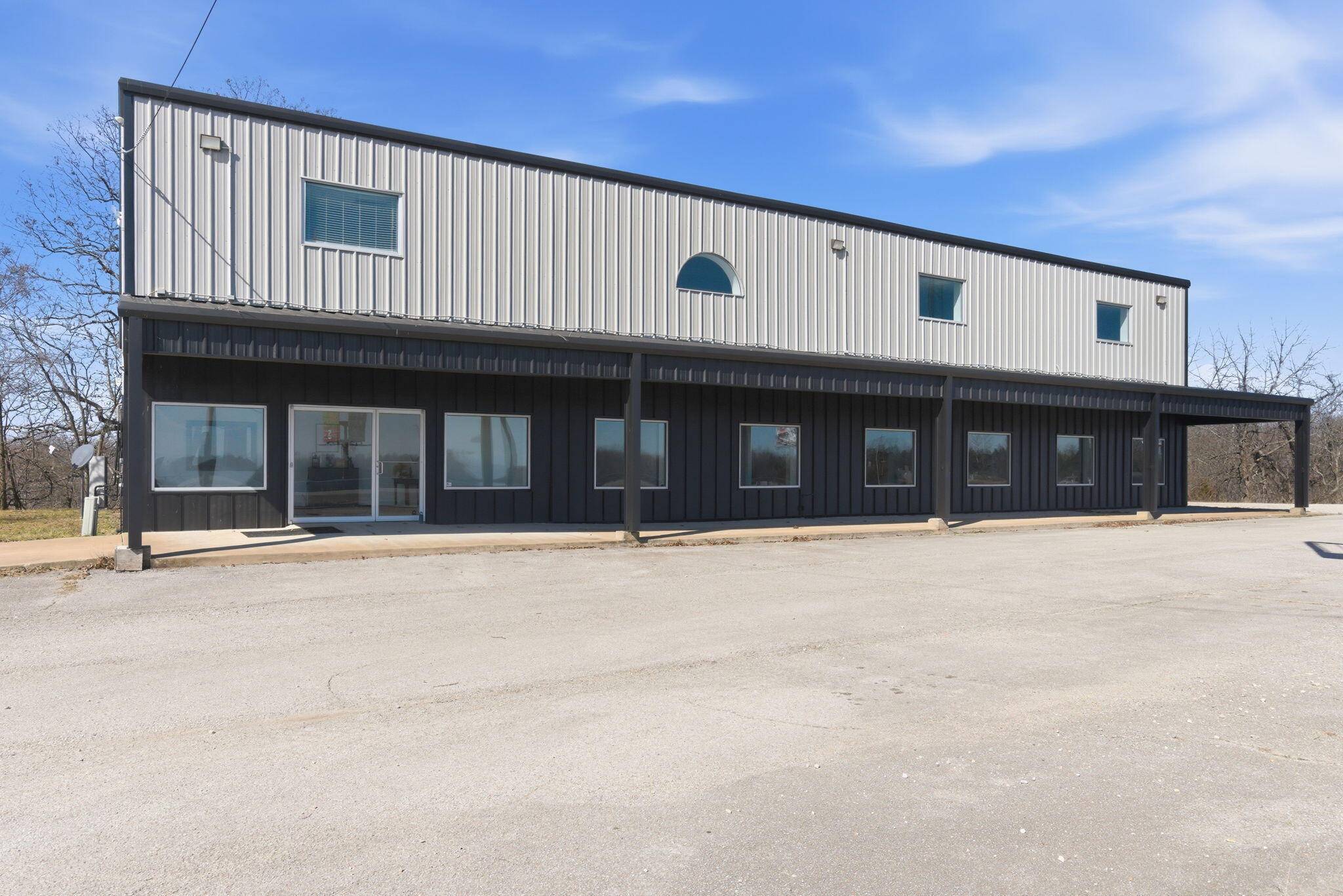 10923 State Highway 176, Walnut Shade, MO 65771