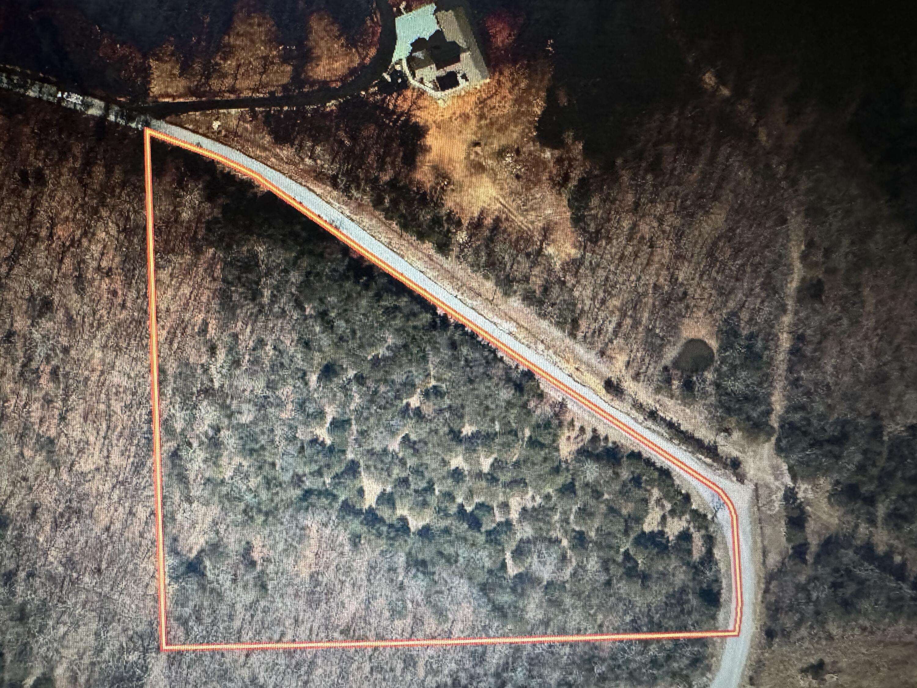000 Keystone RD, Reeds Spring, MO 65737