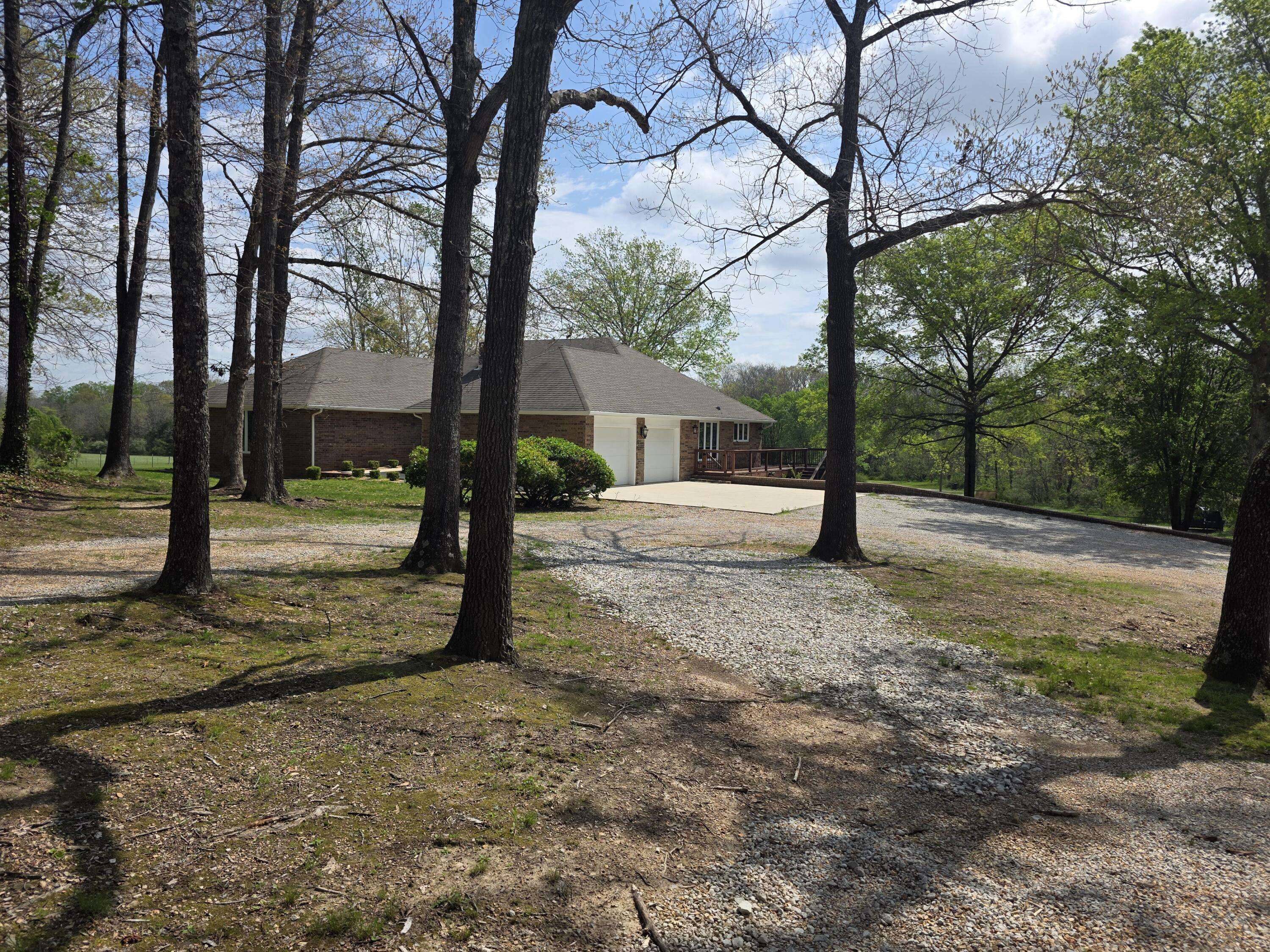 1950 State Highway B, Mansfield, MO 65704