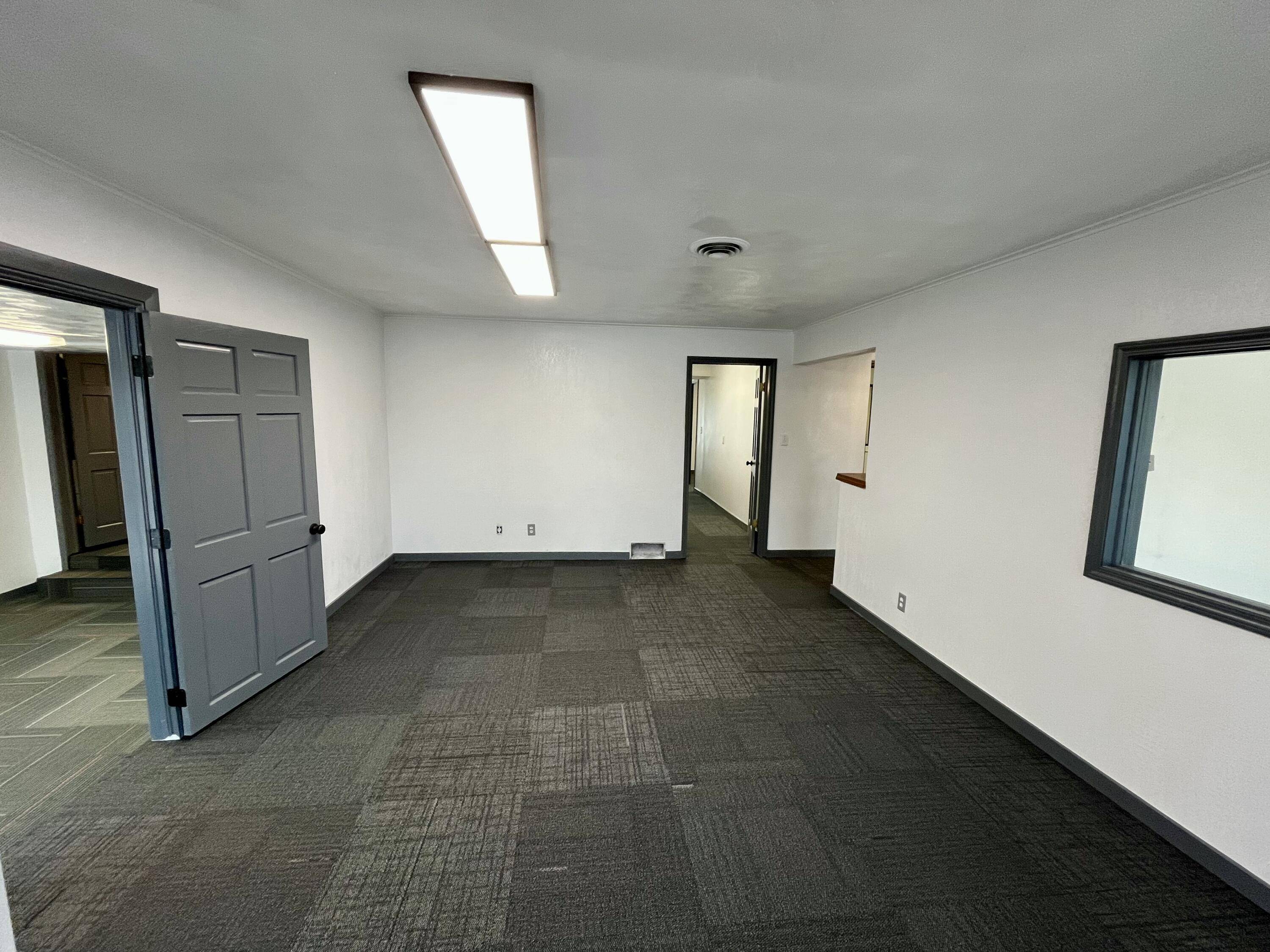1759 E Elm ST, Springfield, MO 65802