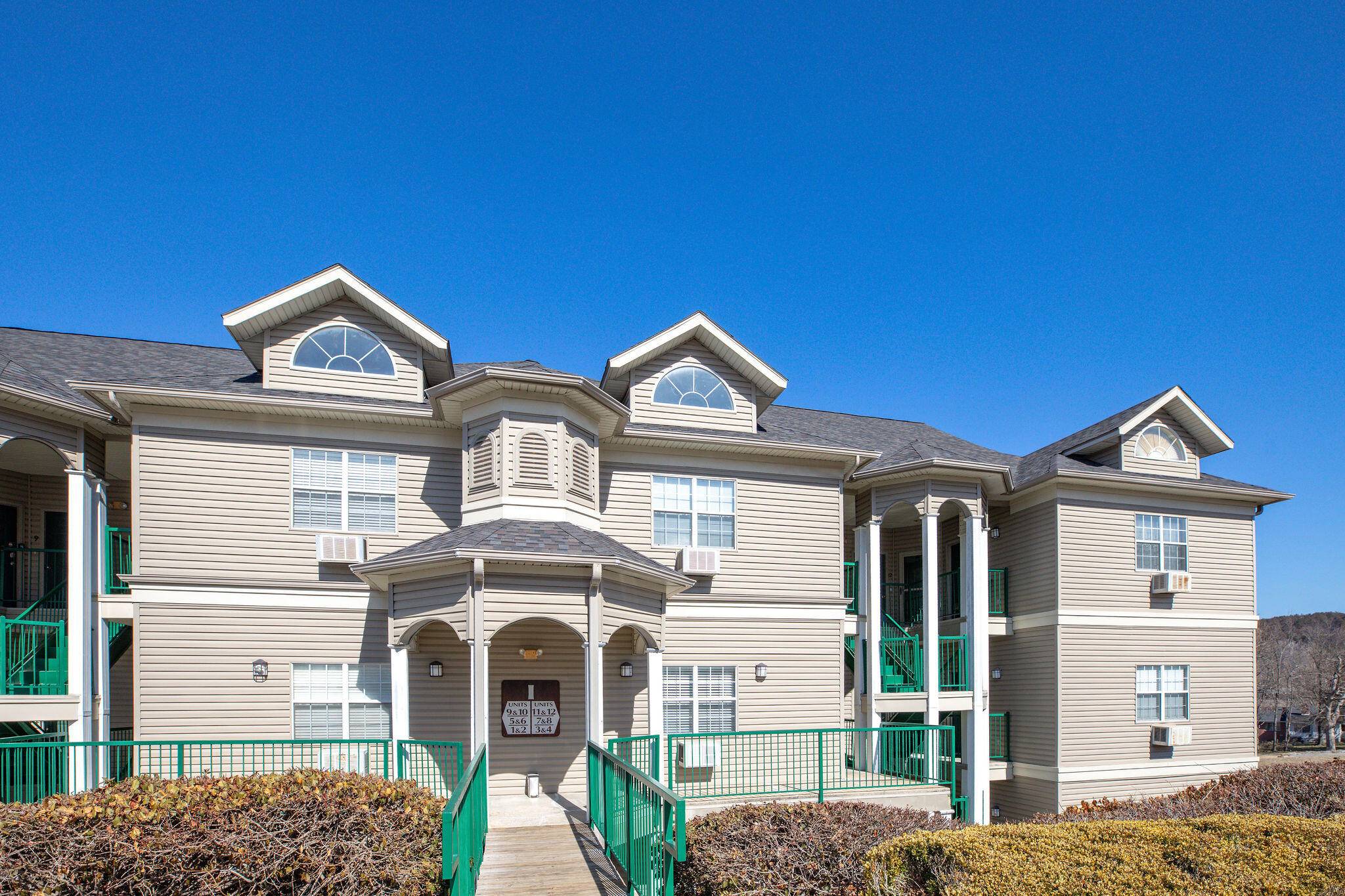 815 Holiday Ridge #I-11, Branson, MO 65616