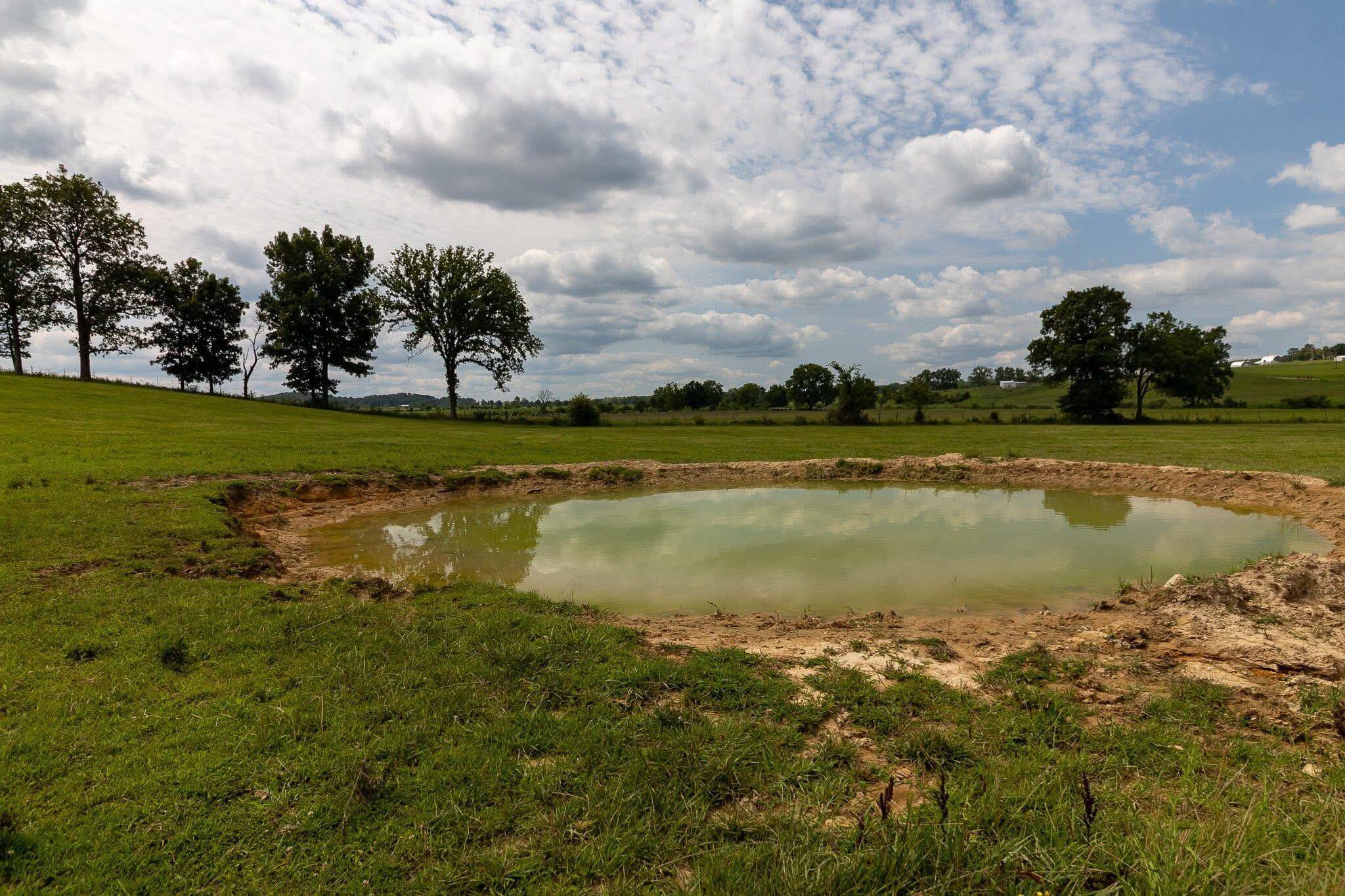 10851 Lone Pine RD, Mountain Grove, MO 65711