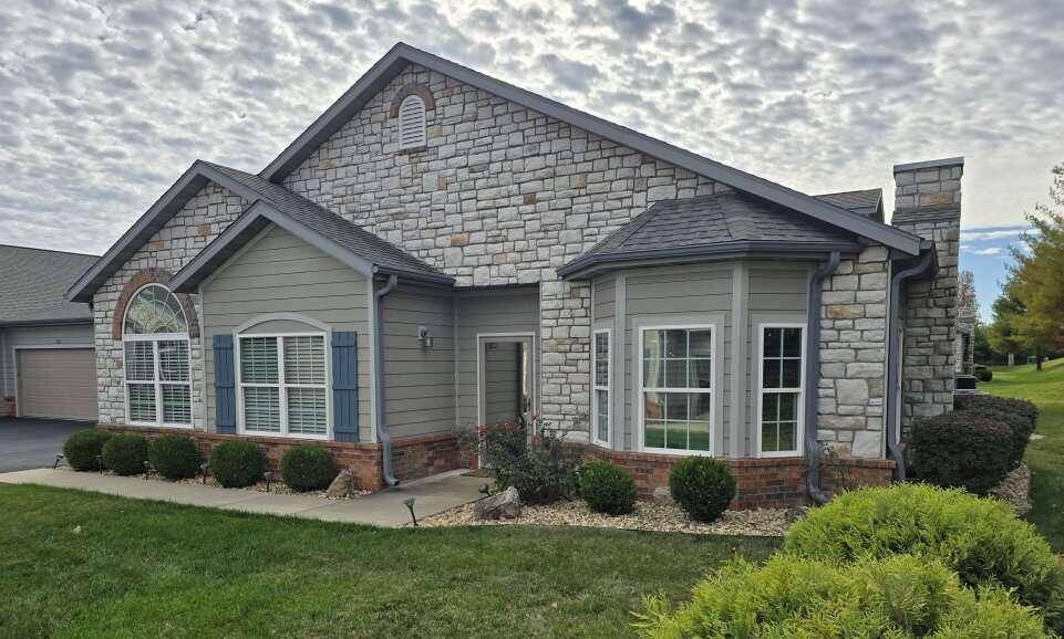 152 Rue De Villas CIR #4, Branson, MO 65616