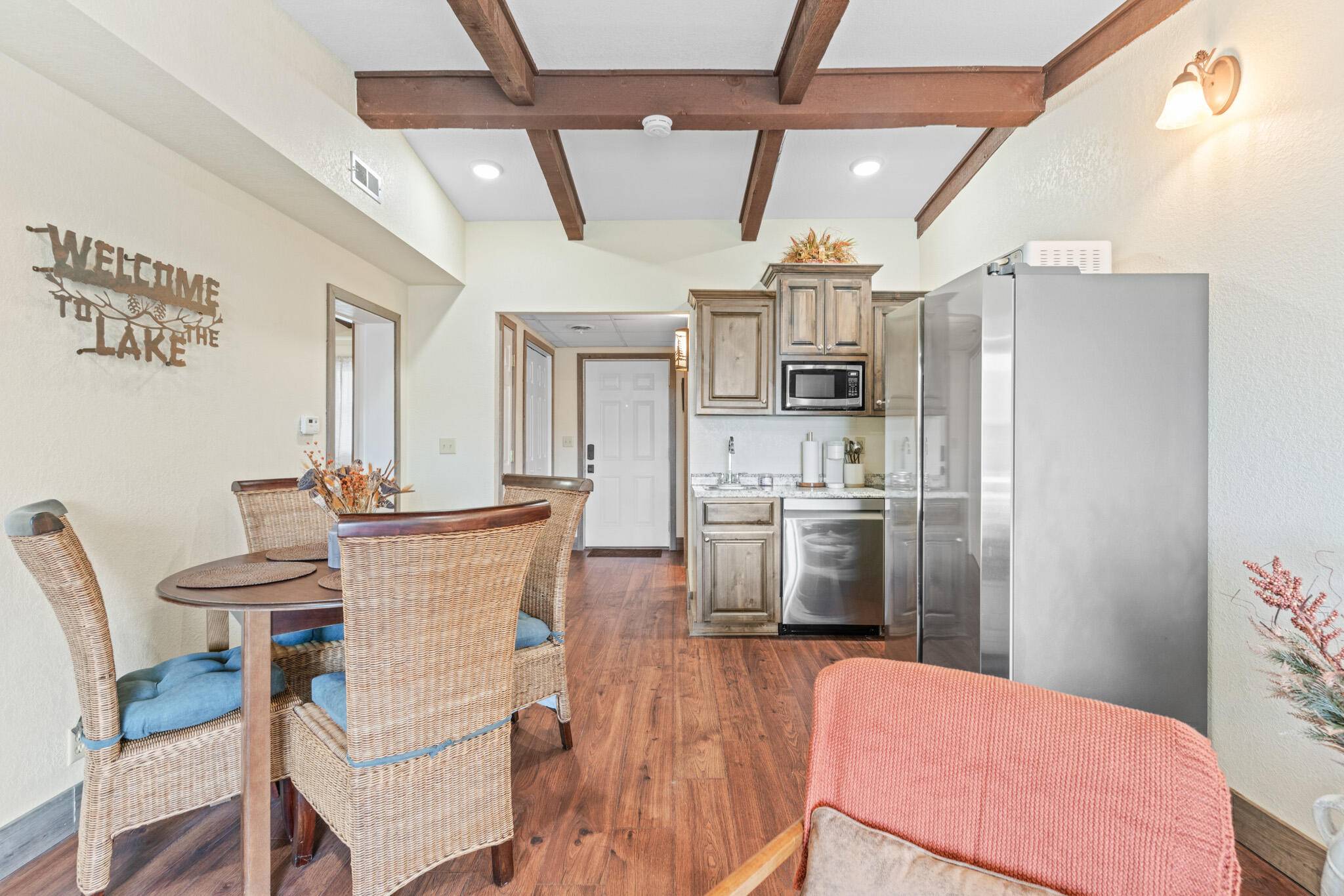 70 Kimberling Crossing Dr #209, Kimberling City, MO 65686