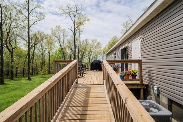 21722 Sibley RD, Sulphur Springs, AR 72768