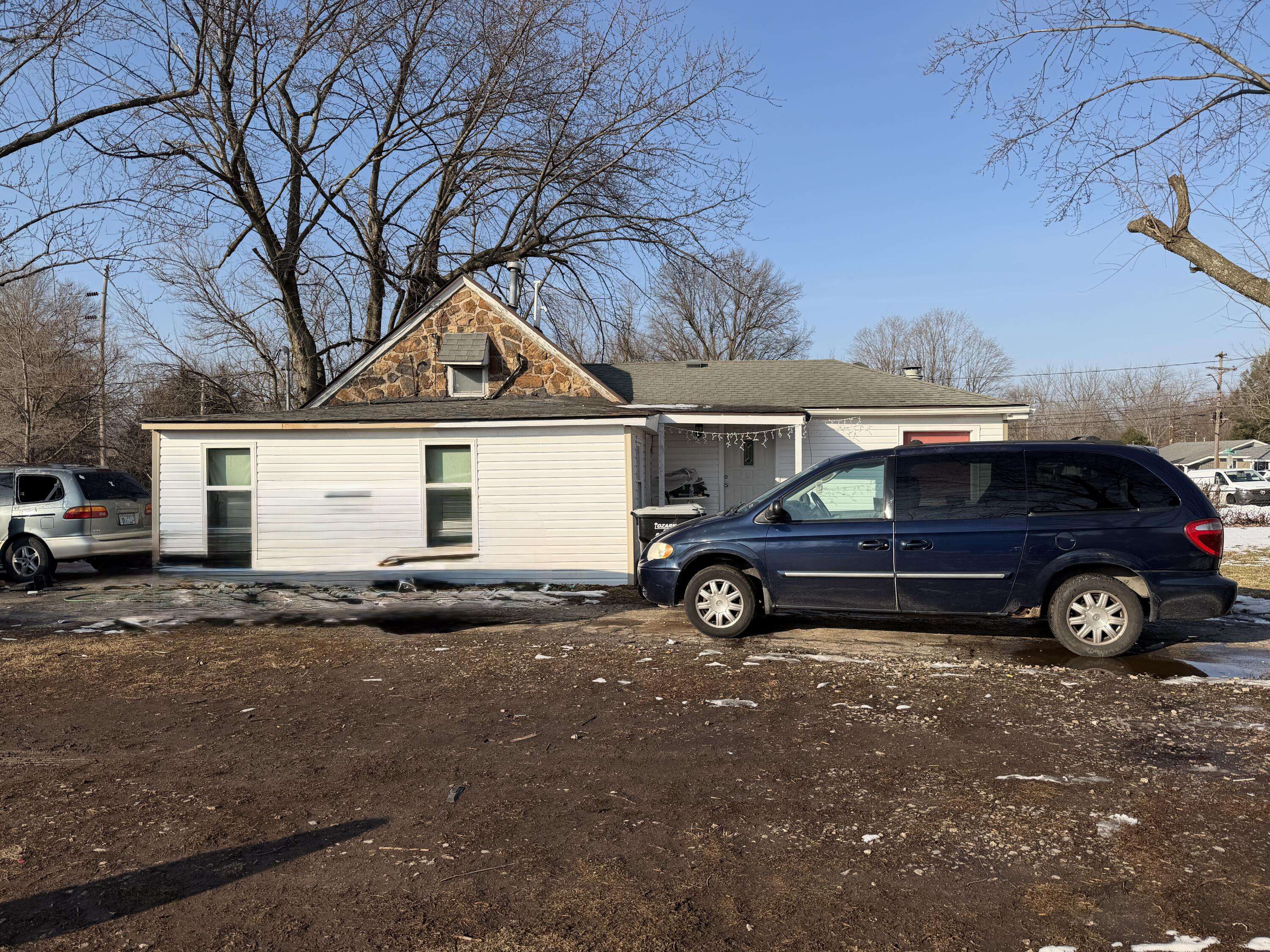 627 N Forest AVE, Springfield, MO 65802