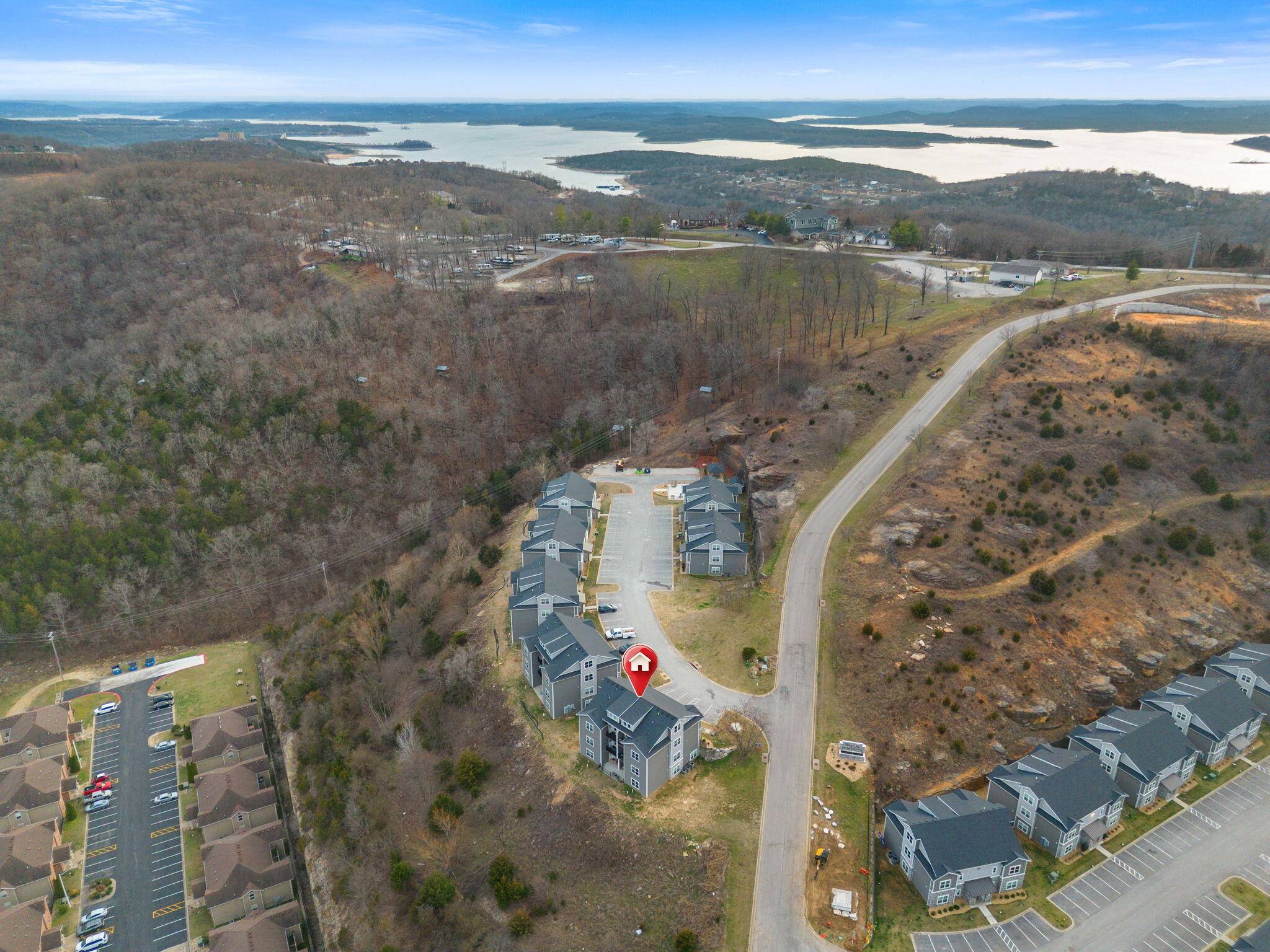 3103 S Vineyards TER #Unit 4, Branson, MO 65616