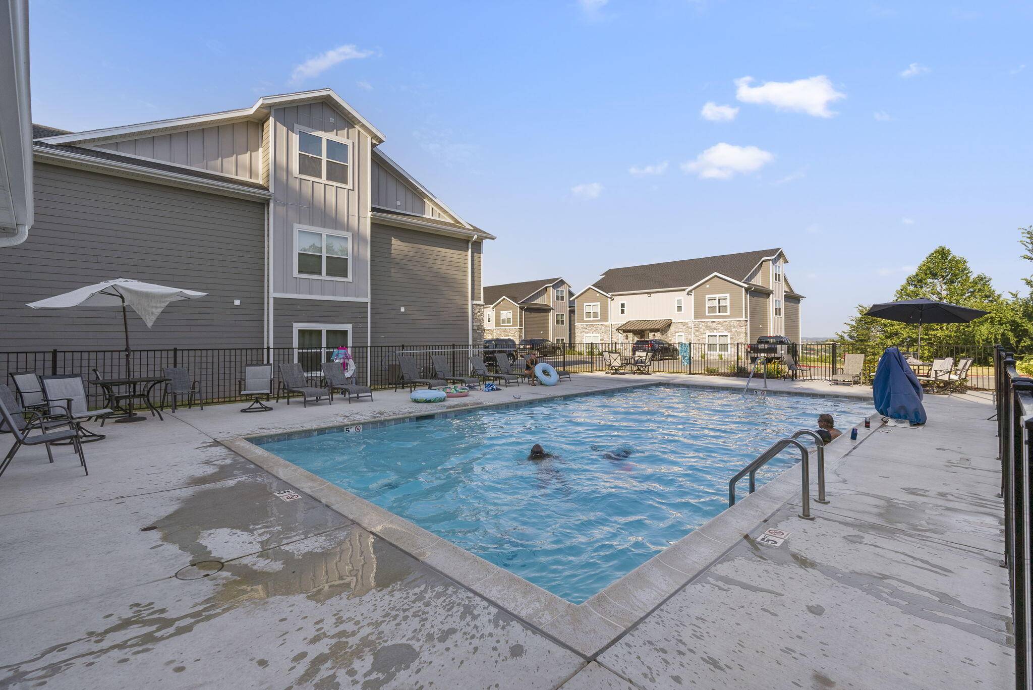 3103 S Vineyards TER #Unit 4, Branson, MO 65616