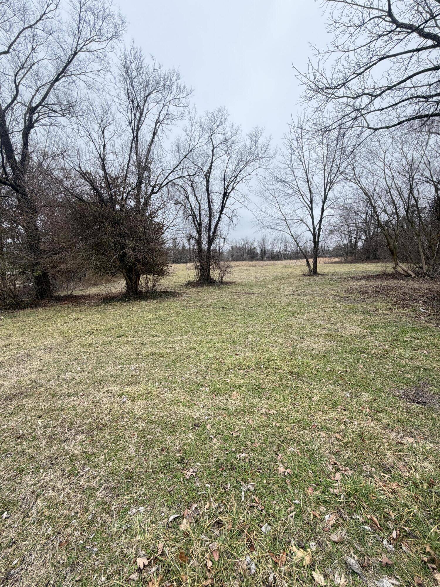 2754 E Grand ST, Springfield, MO 65803